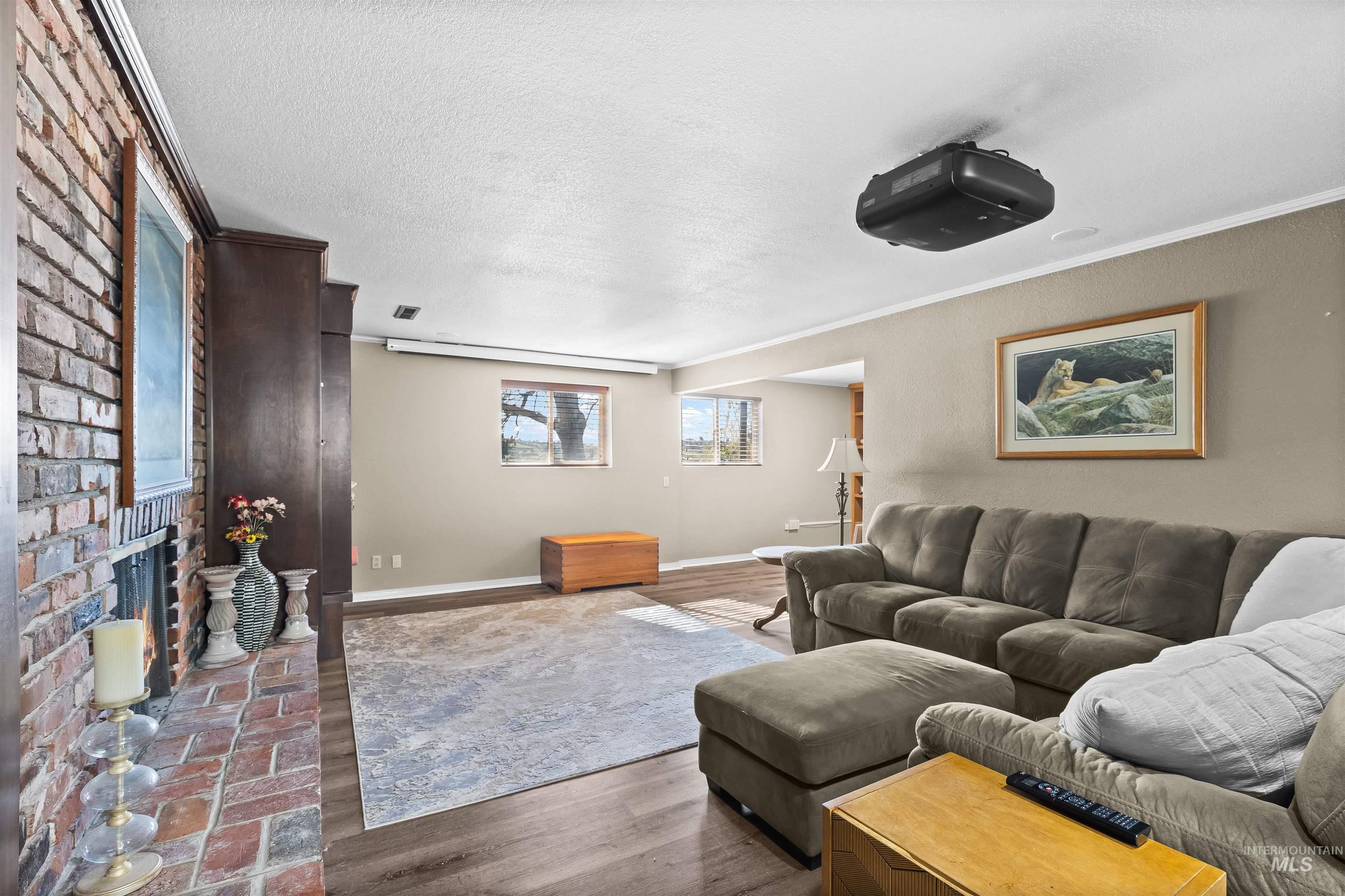 3413 Bluebird Circle, Lewiston, Idaho 83501, 4 Bedrooms, 6 Bathrooms, Residential For Sale, Price $755,000,MLS 98977393