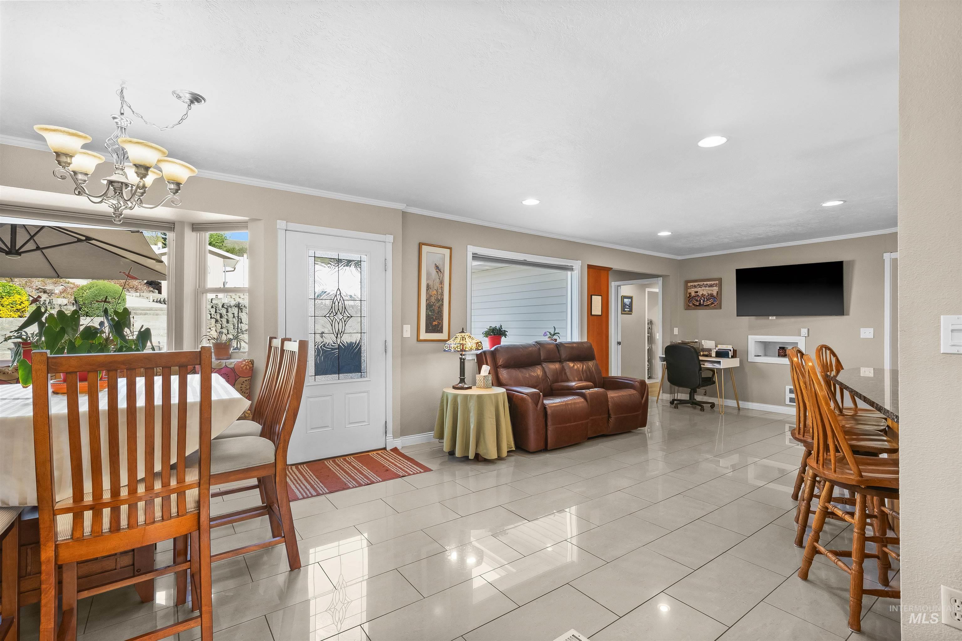 3413 Bluebird Circle, Lewiston, Idaho 83501, 4 Bedrooms, 6 Bathrooms, Residential For Sale, Price $755,000,MLS 98977393