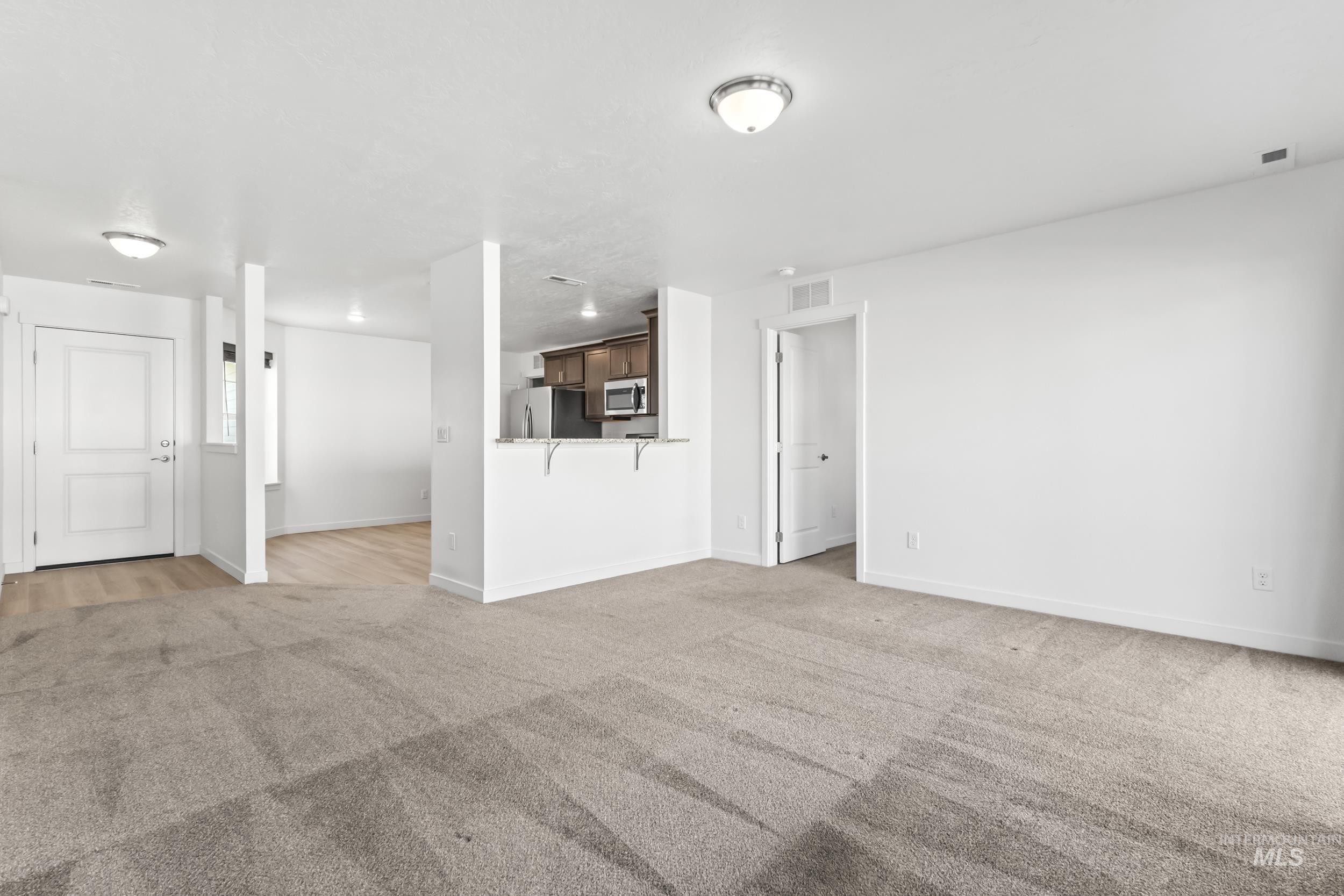 12320 Shadow River St, Caldwell, Idaho 83607, 3 Bedrooms, 2 Bathrooms, Residential For Sale, Price $350,000,MLS 98977396