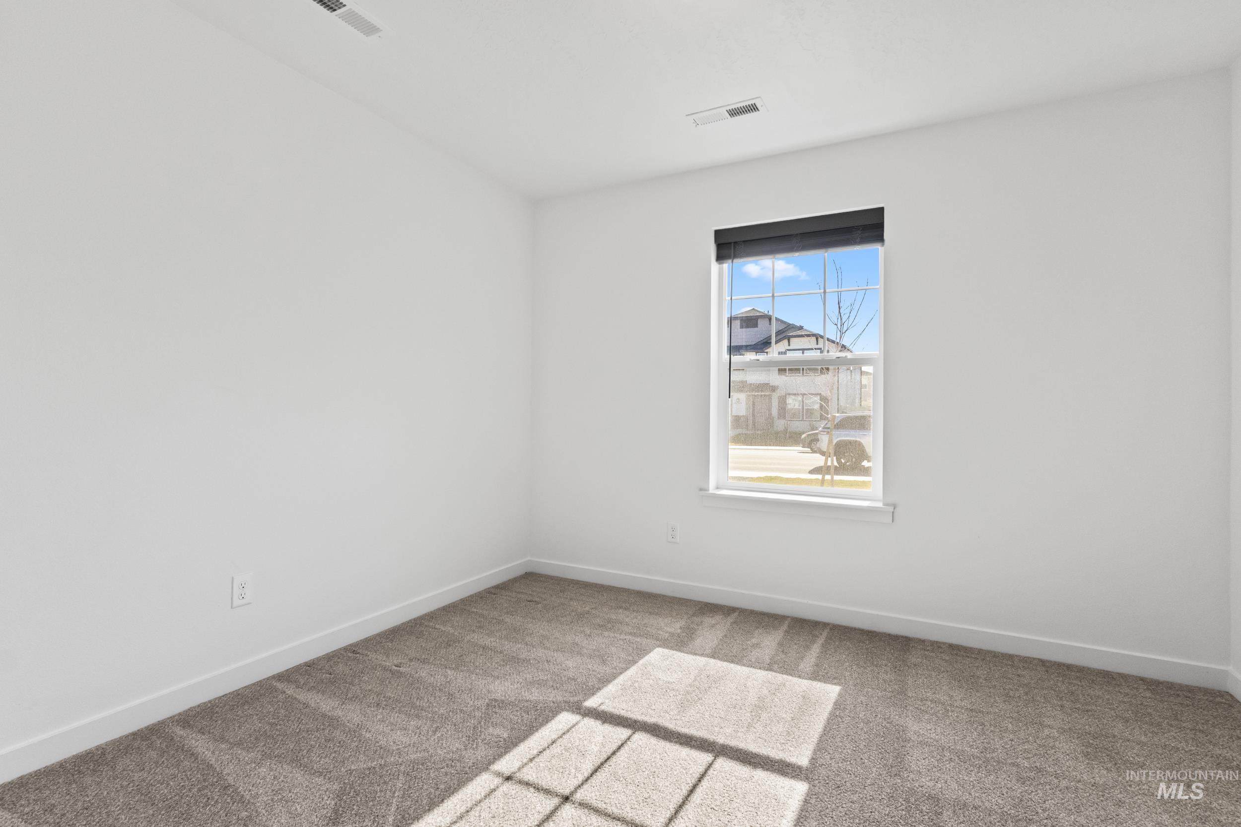 12320 Shadow River St, Caldwell, Idaho 83607, 3 Bedrooms, 2 Bathrooms, Residential For Sale, Price $350,000,MLS 98977396