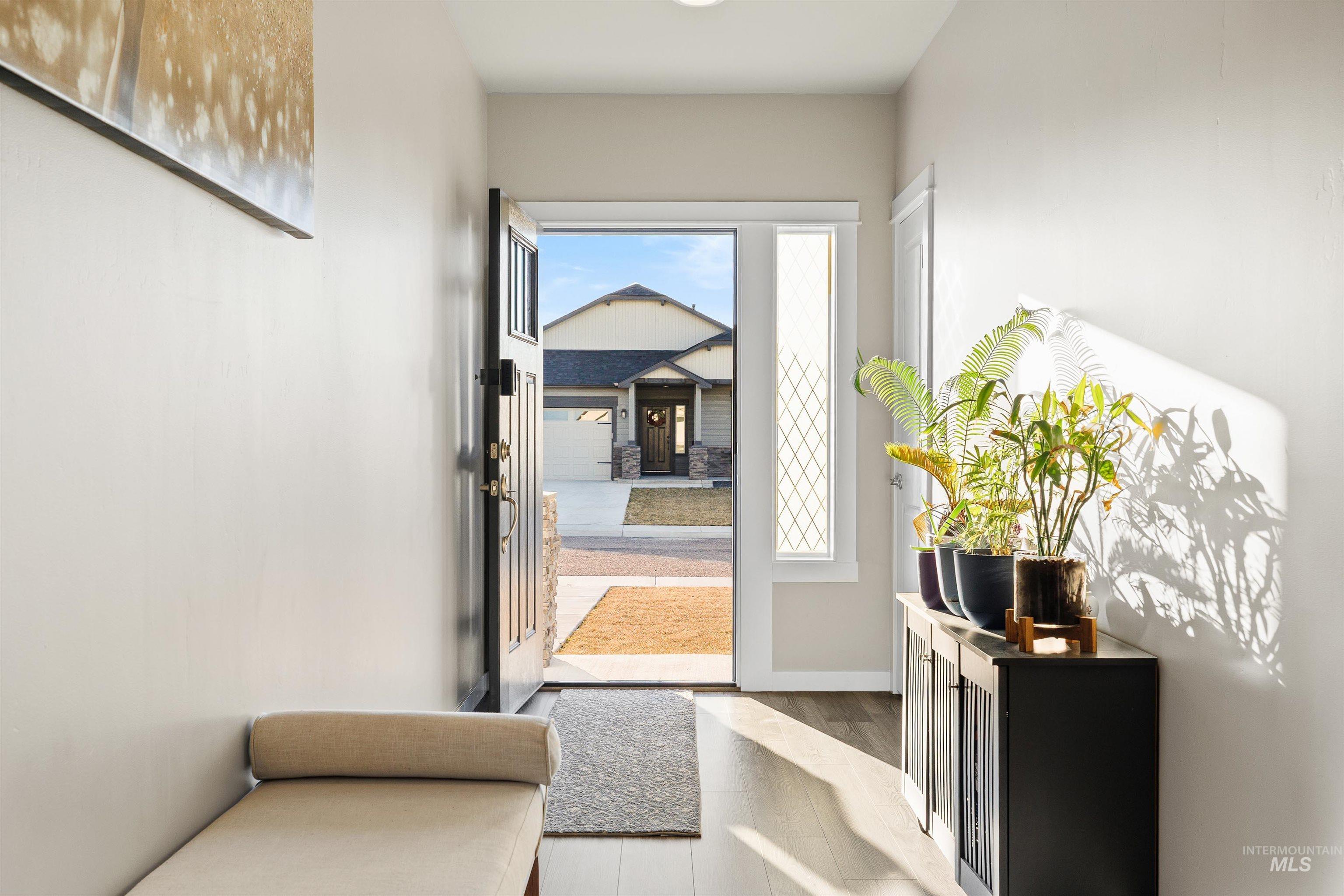 731 Cheri Ct., Kimberly, Idaho 83341, 3 Bedrooms, 2 Bathrooms, Residential For Sale, Price $409,900,MLS 98977397