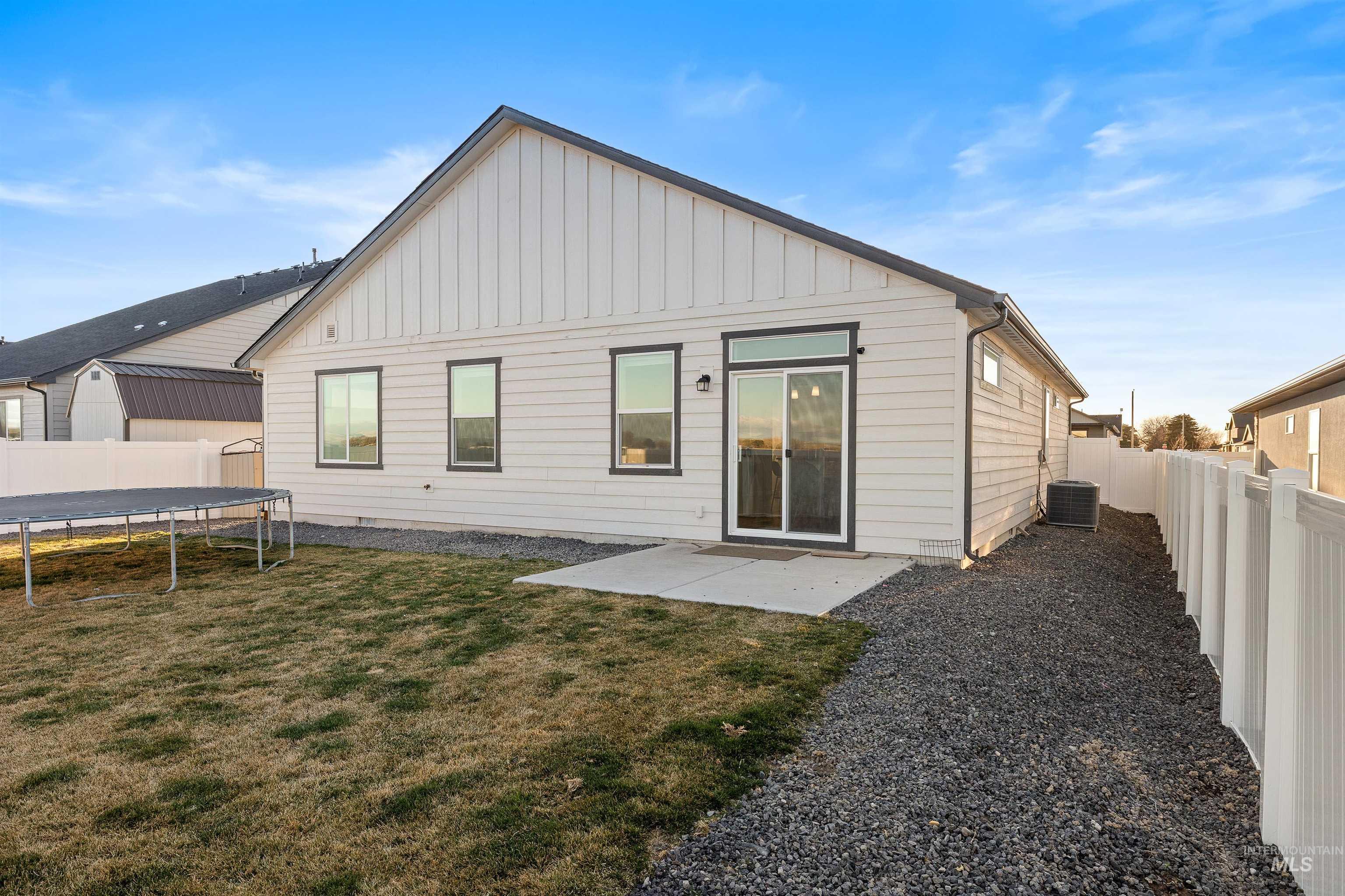 731 Cheri Ct., Kimberly, Idaho 83341, 3 Bedrooms, 2 Bathrooms, Residential For Sale, Price $409,900,MLS 98977397