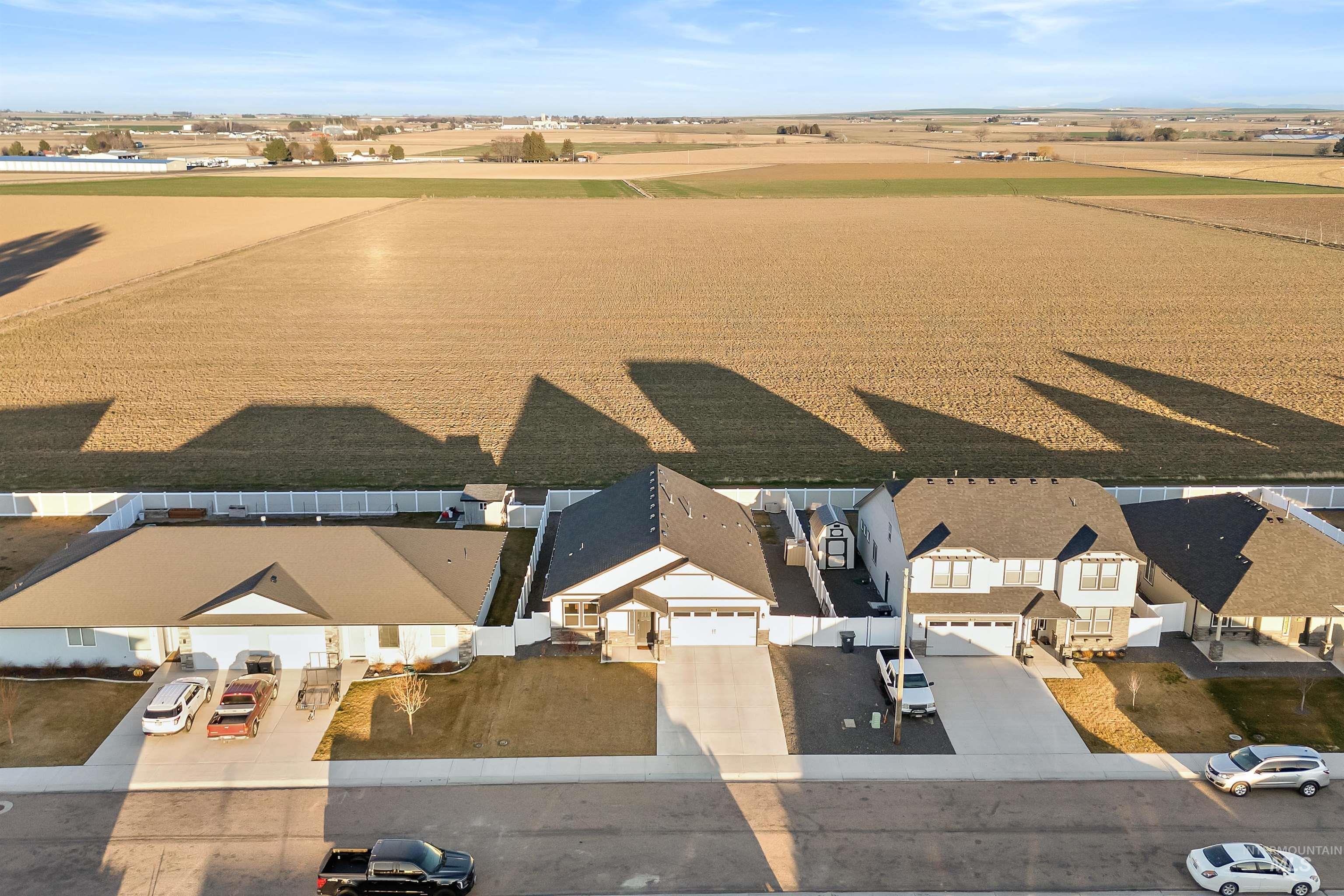 731 Cheri Ct., Kimberly, Idaho 83341, 3 Bedrooms, 2 Bathrooms, Residential For Sale, Price $409,900,MLS 98977397