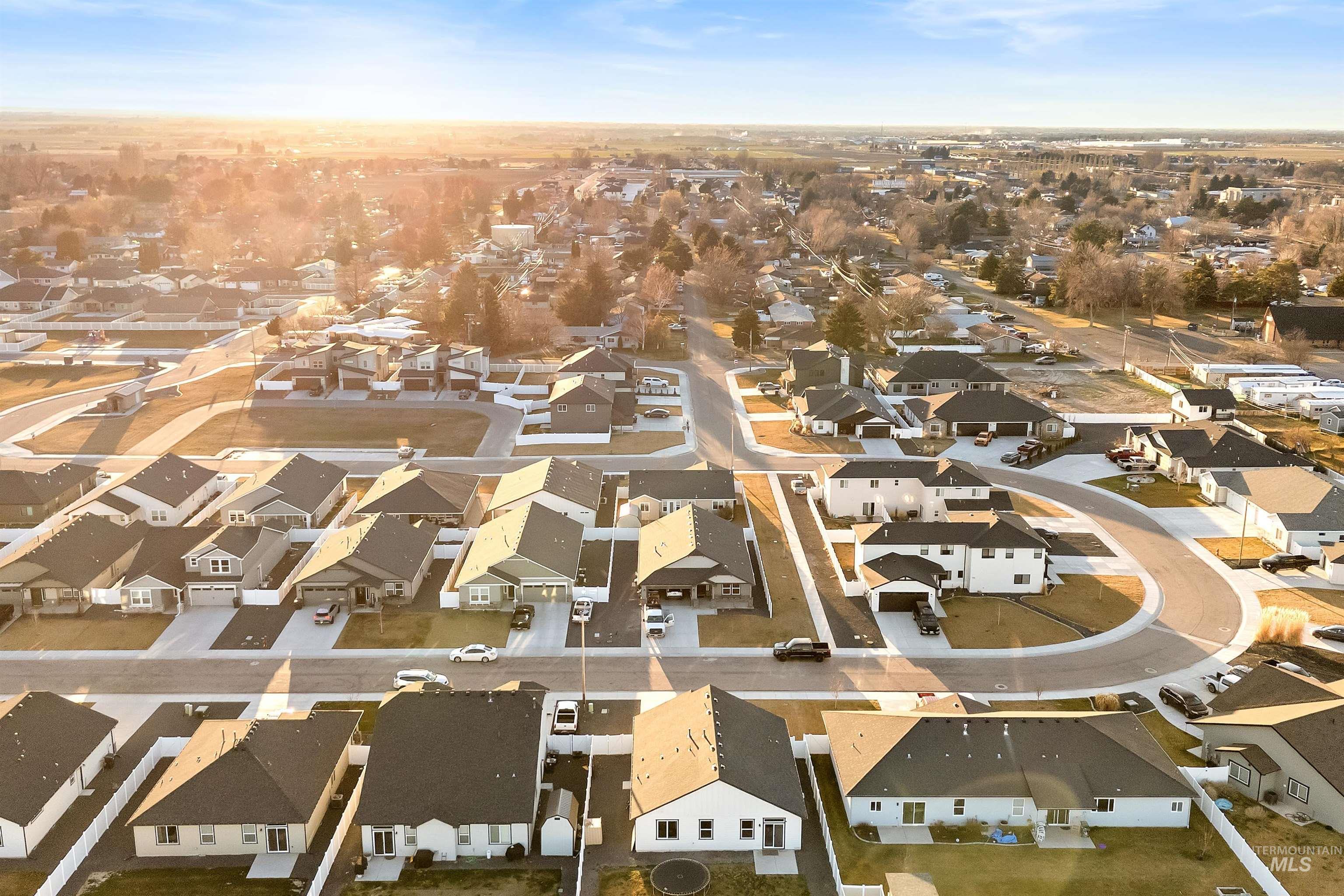 731 Cheri Ct., Kimberly, Idaho 83341, 3 Bedrooms, 2 Bathrooms, Residential For Sale, Price $409,900,MLS 98977397