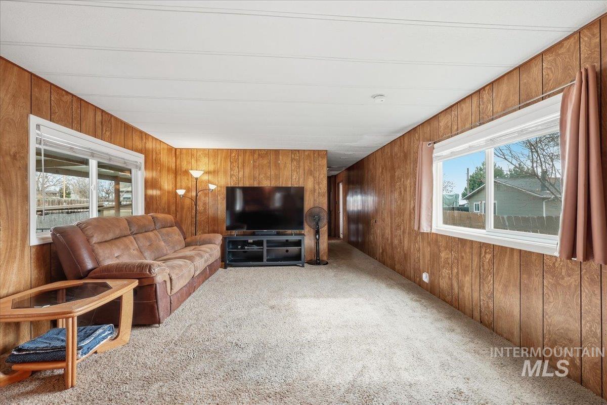 406 Duke Ave, Middleton, Idaho 83644-5508, 2 Bedrooms, 1 Bathroom, Residential For Sale, Price $220,000, 98977398