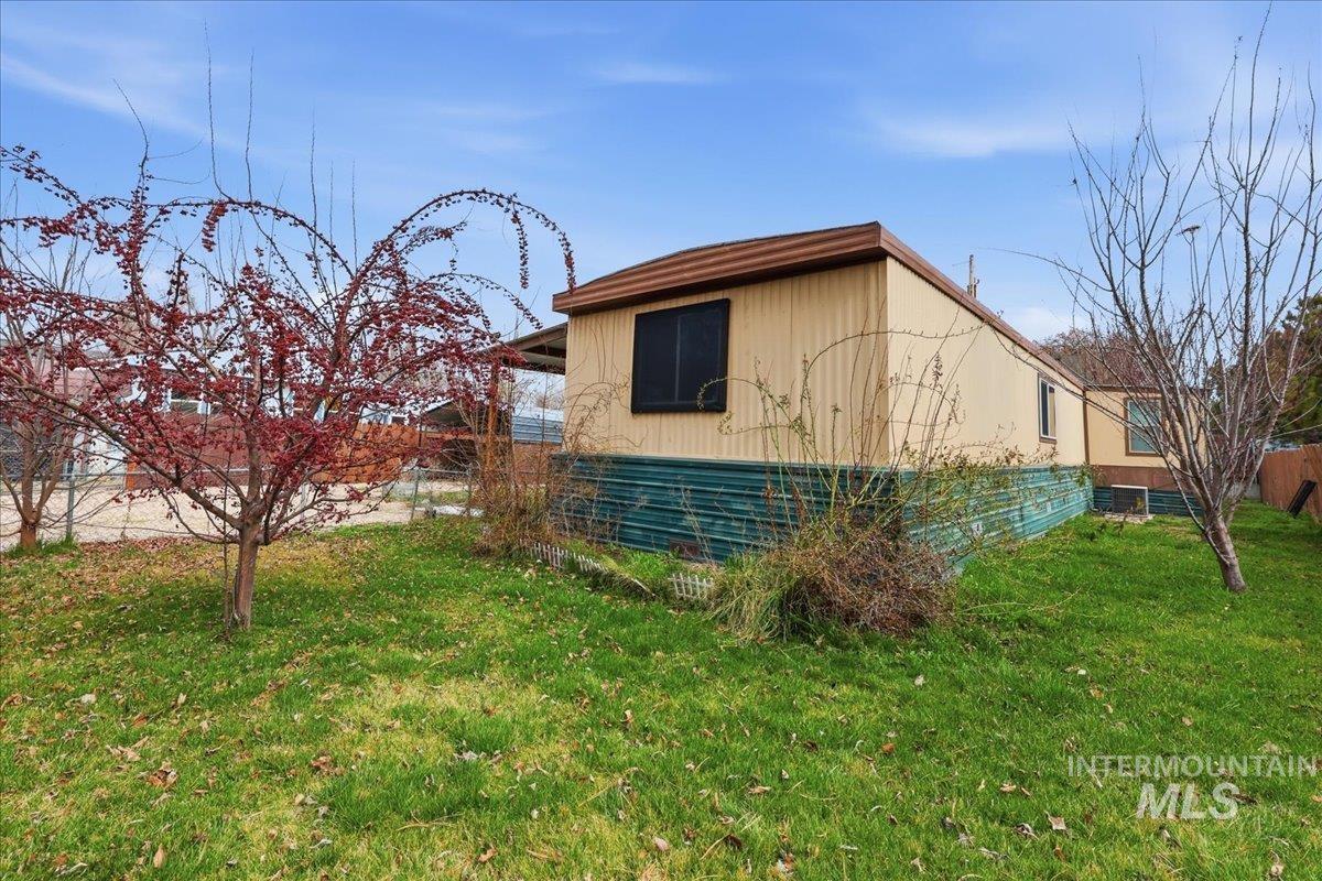 406 Duke Ave, Middleton, Idaho 83644-5508, 2 Bedrooms, 1 Bathroom, Residential For Sale, Price $220,000, 98977398