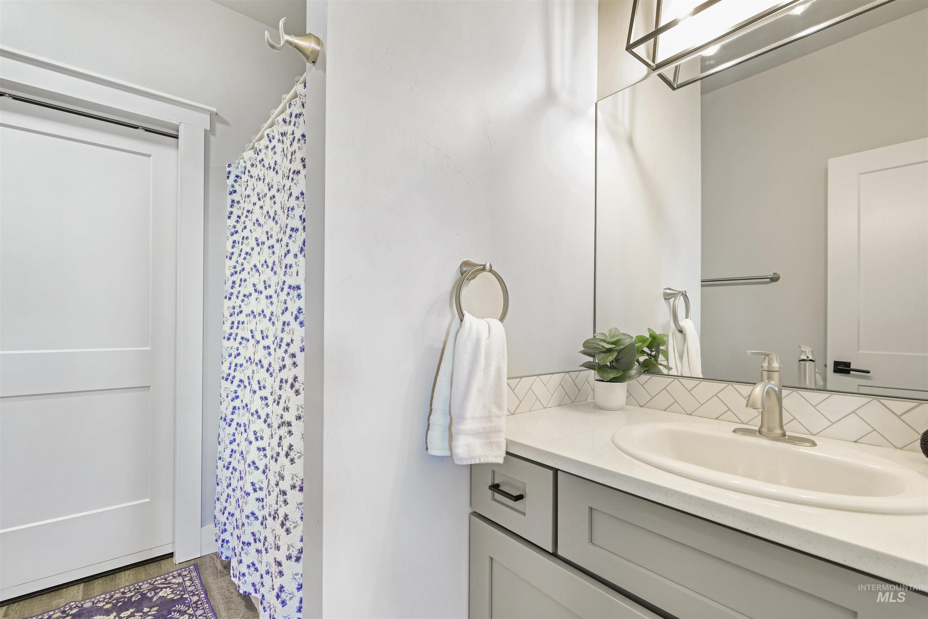 893/899 Shadowleaf, Twin Falls, Idaho 83301, 3 Bedrooms, 2.5 Bathrooms, Residential Income For Sale, Price $750,000,MLS 98977399