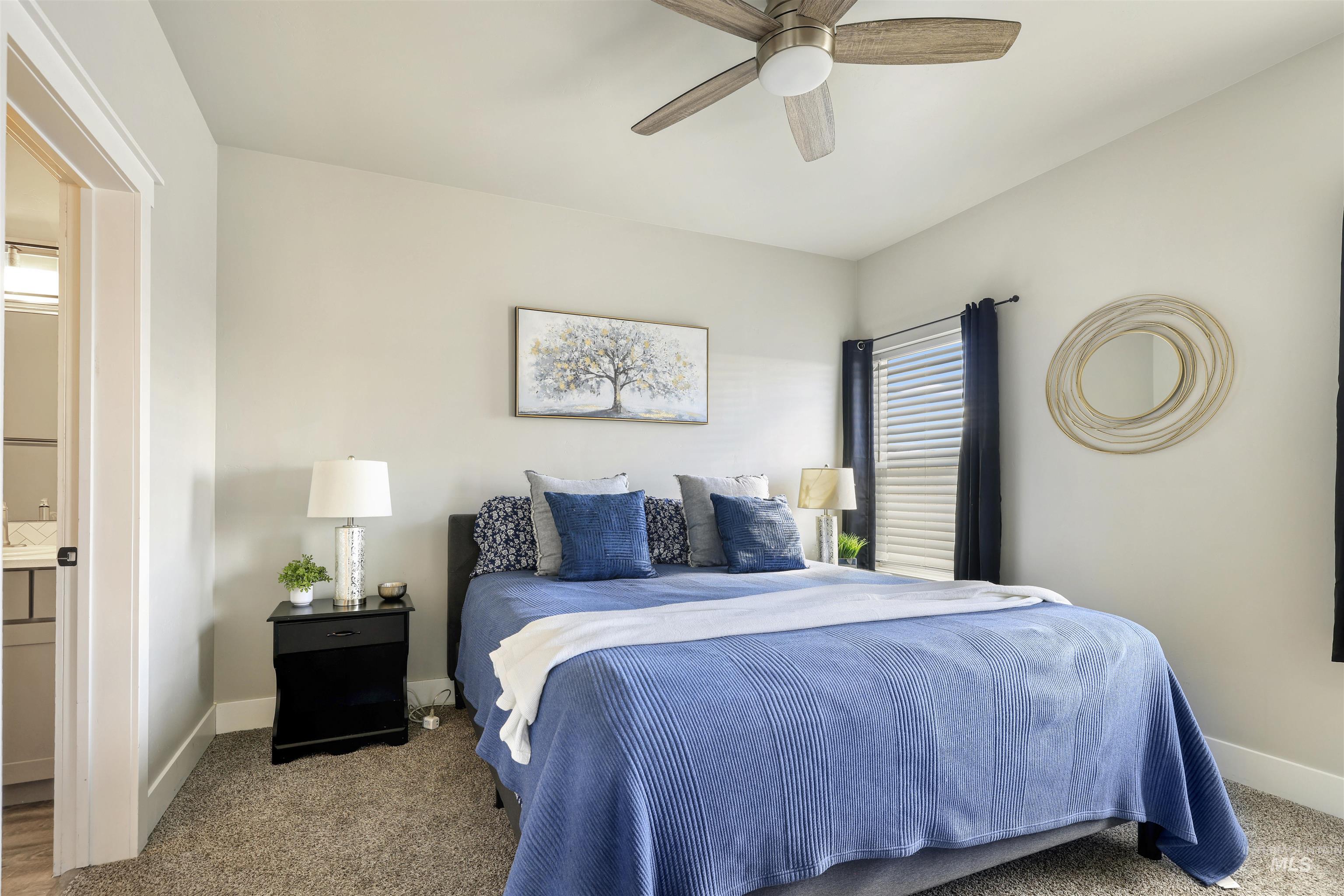 893/899 Shadowleaf, Twin Falls, Idaho 83301, 3 Bedrooms, 2.5 Bathrooms, Residential Income For Sale, Price $750,000,MLS 98977399