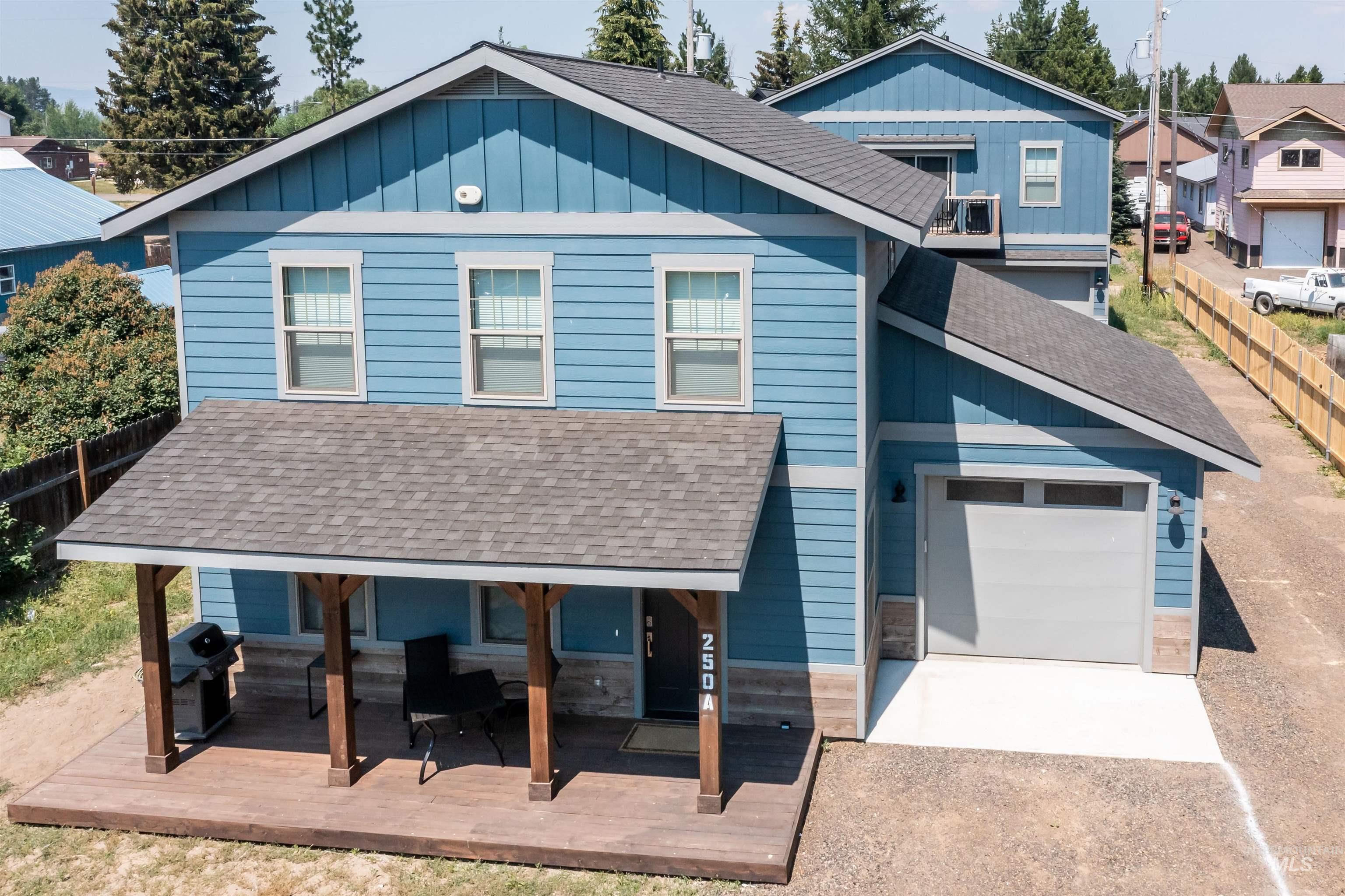 250 E Jordan Street, Donnelly, Idaho 83615, 5 Bedrooms, 3.5 Bathrooms, Residential For Sale, Price $795,000,MLS 98977400