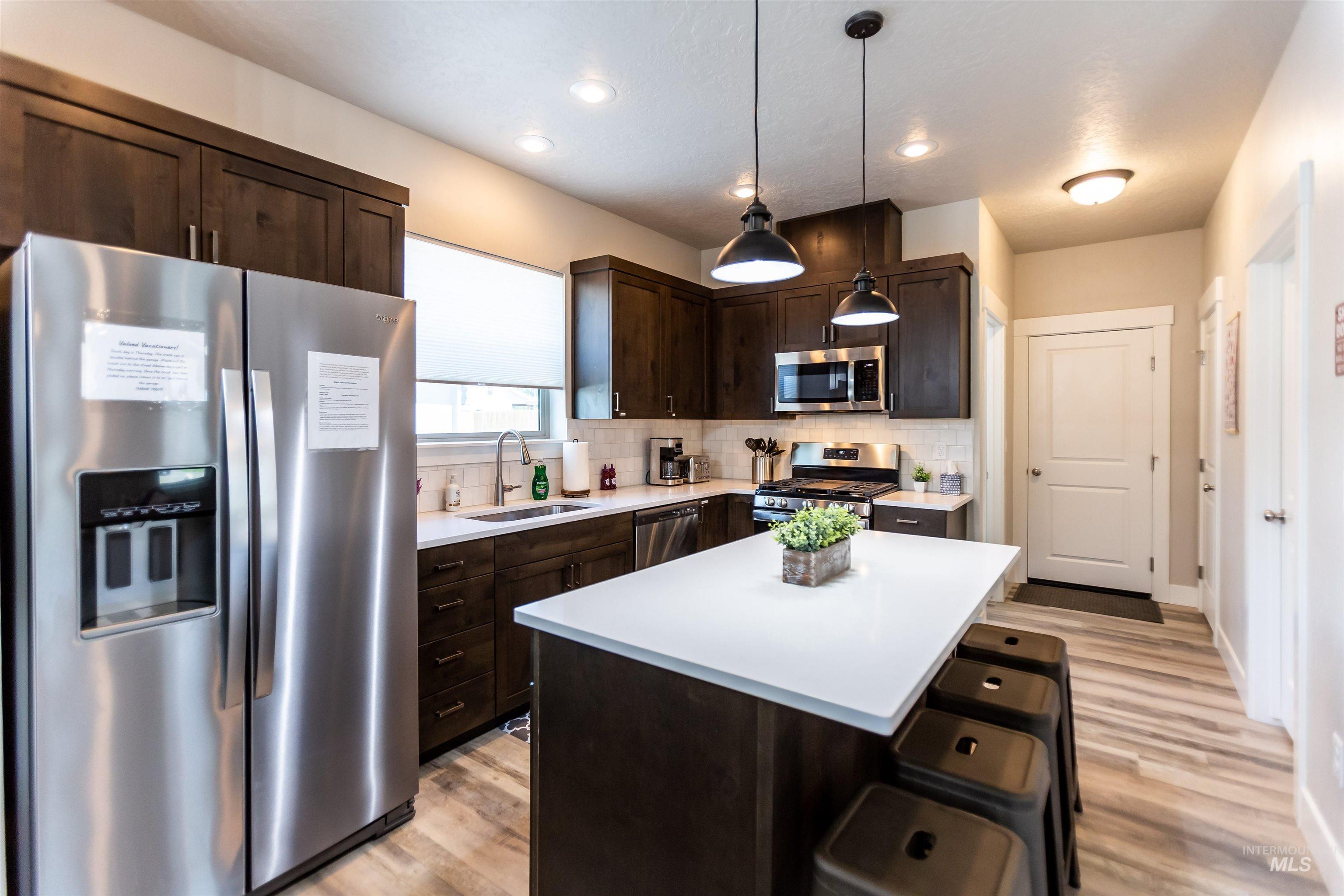 250 E Jordan Street, Donnelly, Idaho 83615, 5 Bedrooms, 3.5 Bathrooms, Residential For Sale, Price $795,000,MLS 98977400