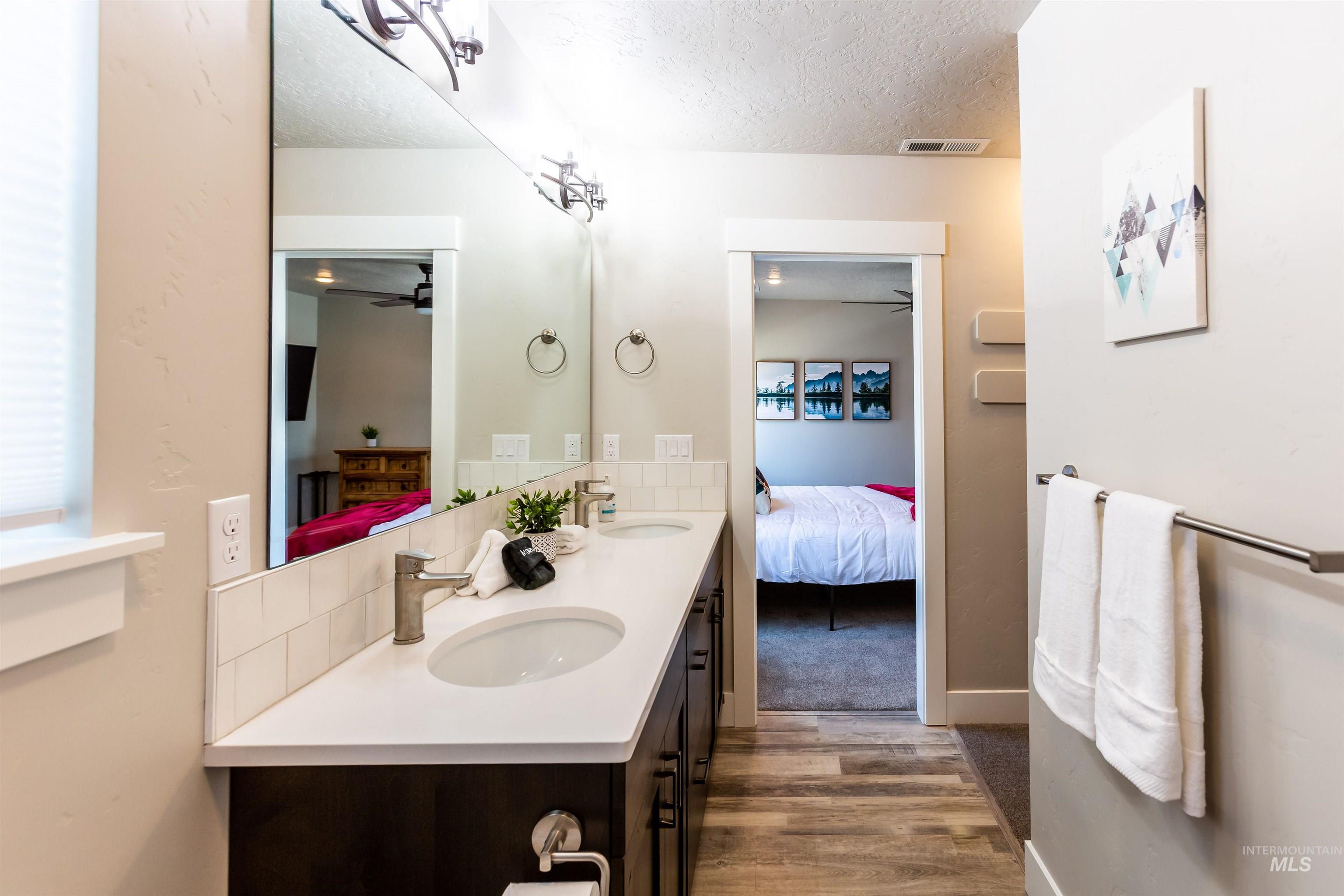 250 E Jordan Street, Donnelly, Idaho 83615, 5 Bedrooms, 3.5 Bathrooms, Residential For Sale, Price $795,000,MLS 98977400