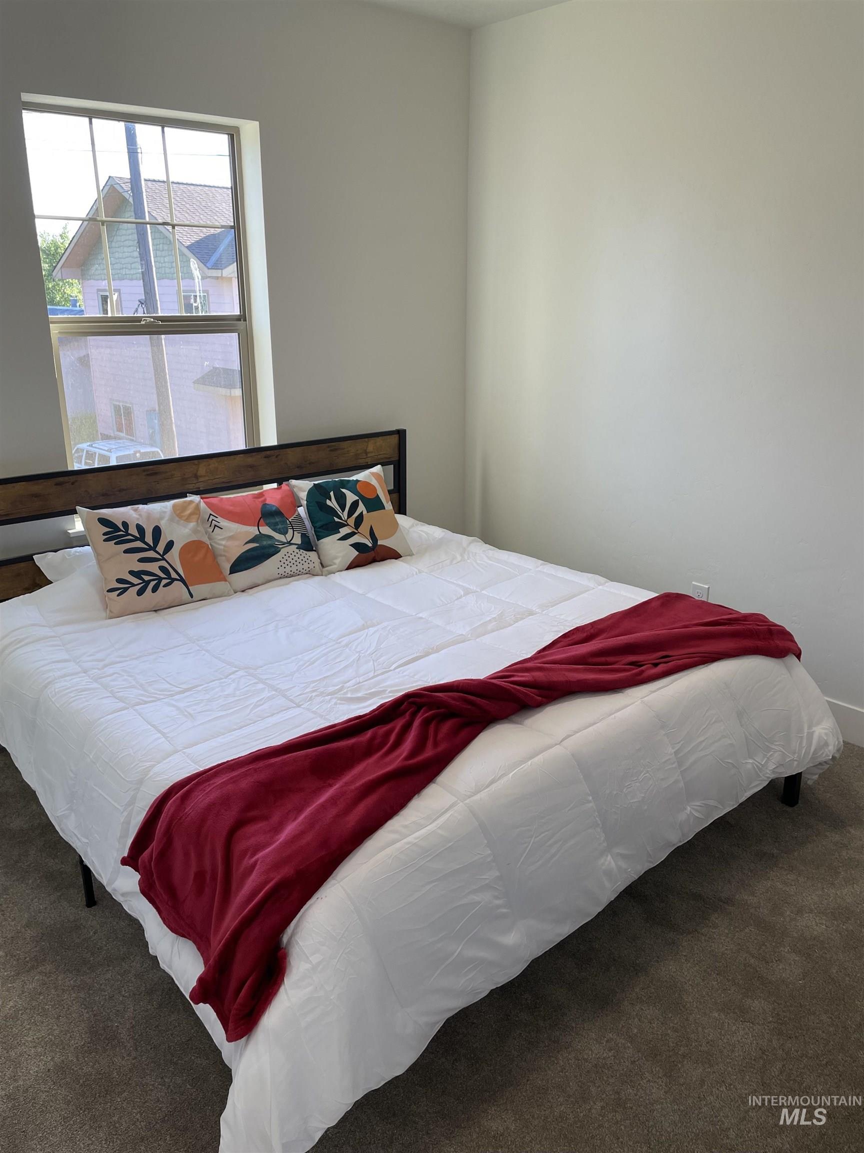 250 E Jordan Street, Donnelly, Idaho 83615, 5 Bedrooms, 3.5 Bathrooms, Residential For Sale, Price $795,000,MLS 98977400