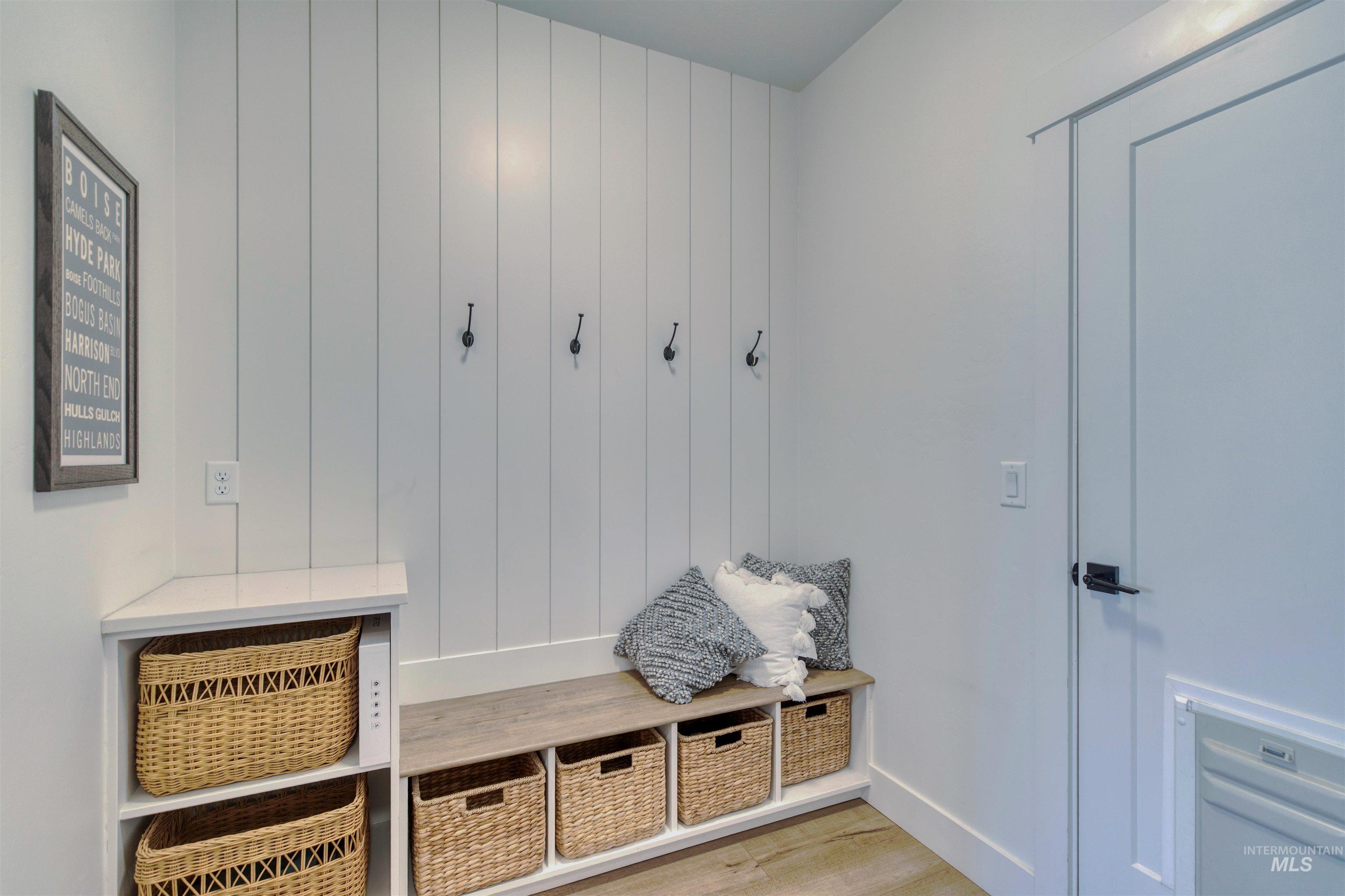 3308 W Miners Farm Dr, Boise, Idaho 83714, 4 Bedrooms, 3.5 Bathrooms, Residential For Sale, Price $1,075,000, 98977401