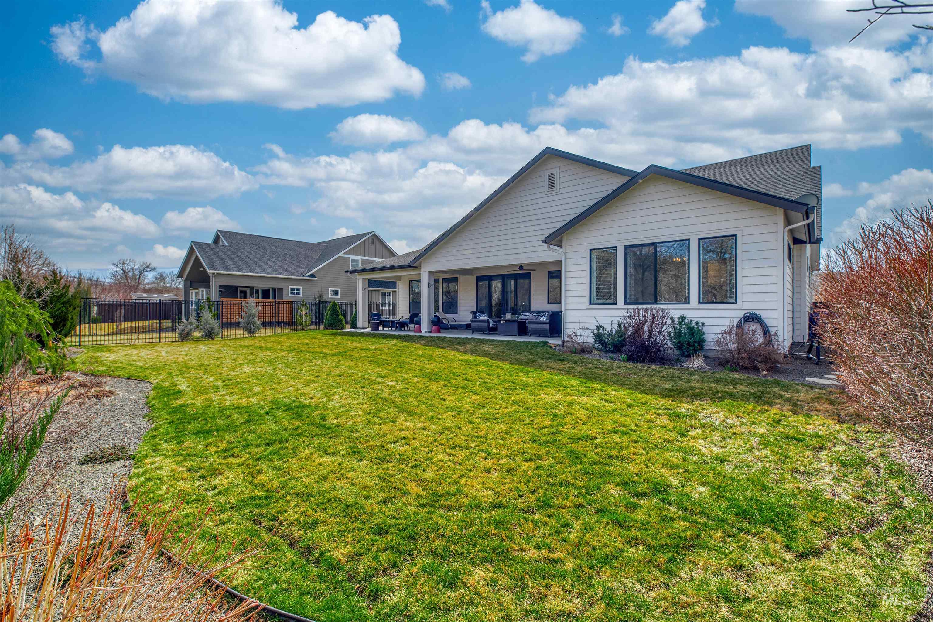 3308 W Miners Farm Dr, Boise, Idaho 83714, 4 Bedrooms, 3.5 Bathrooms, Residential For Sale, Price $1,075,000, 98977401