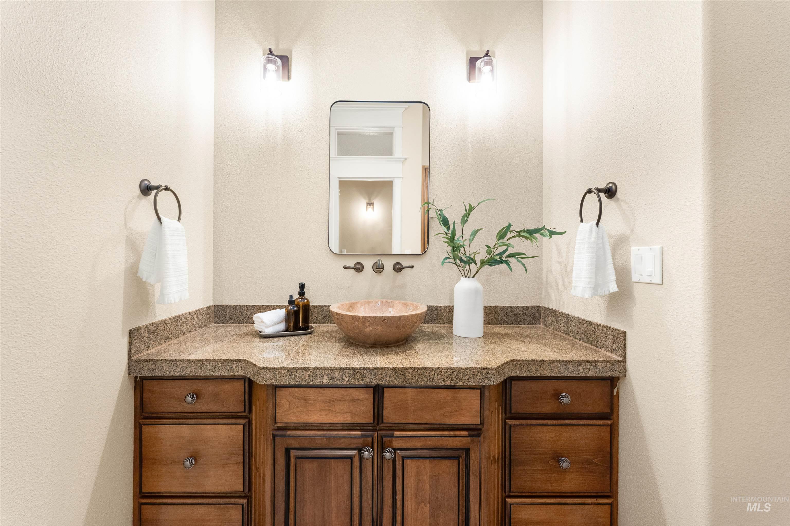 3842 E Vantage Pointe Ln, Meridian, Idaho 83642, 4 Bedrooms, 5 Bathrooms, Residential For Sale, Price $1,998,000, 98977404