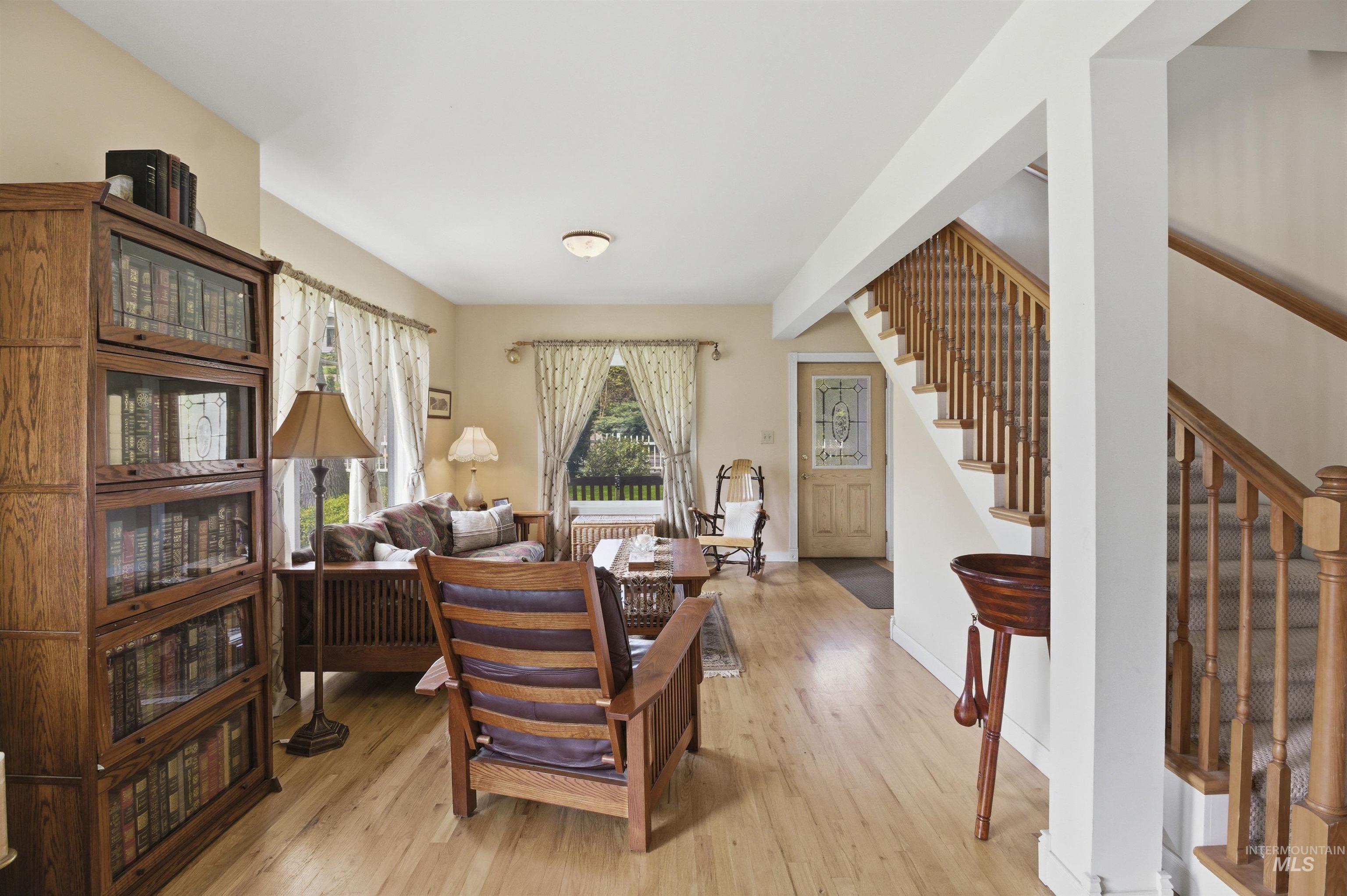 901 E Main St, Kendrick, Idaho 83537, 5 Bedrooms, 3.5 Bathrooms, Residential For Sale, Price $479,000, 98977407