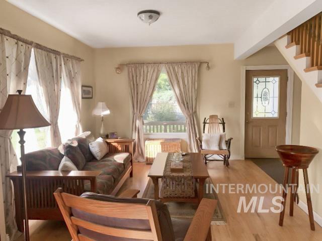 901 E Main St, Kendrick, Idaho 83537, 5 Bedrooms, 3.5 Bathrooms, Residential For Sale, Price $489,000, 98977407