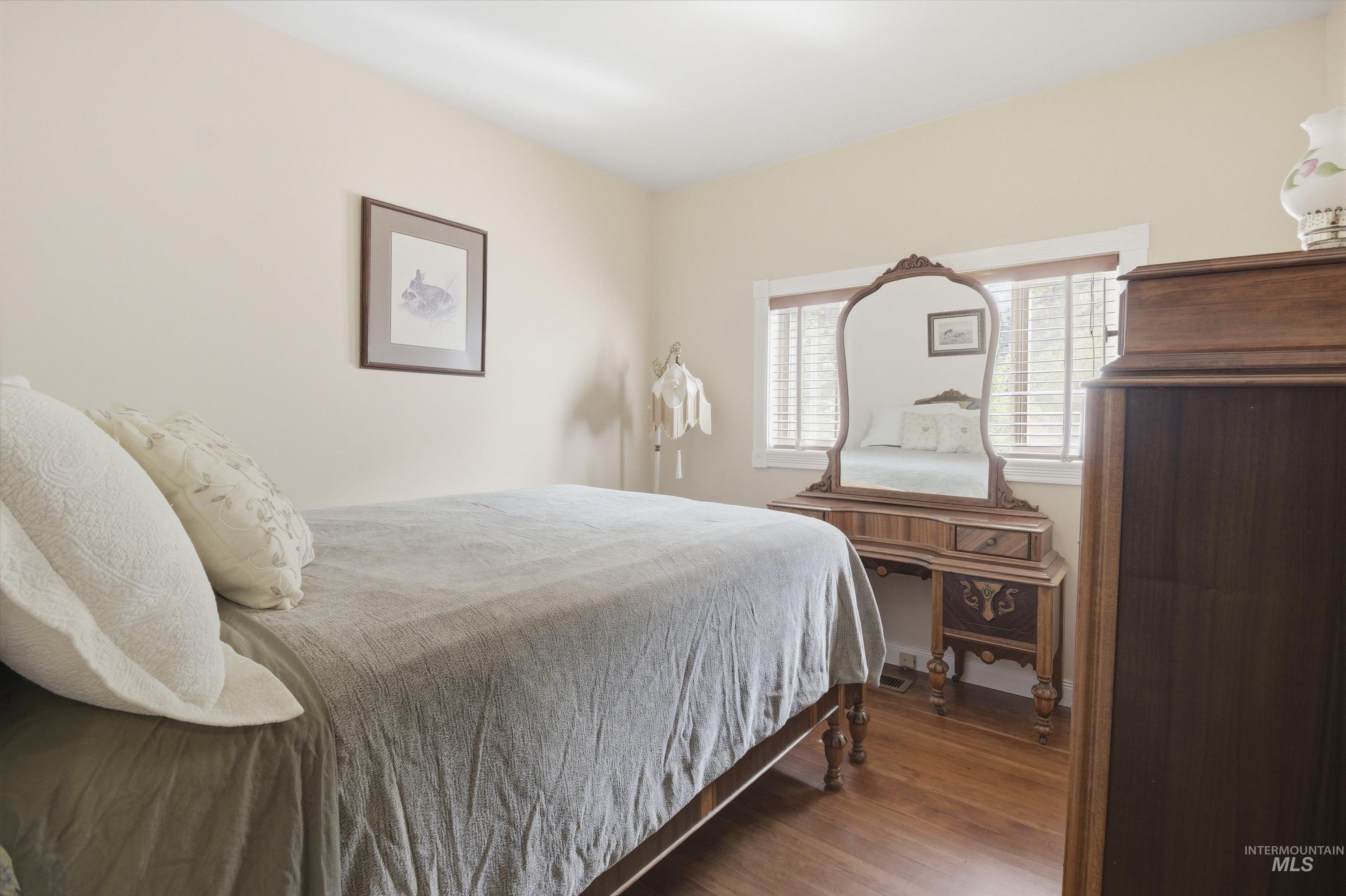 901 E Main St, Kendrick, Idaho 83537, 5 Bedrooms, 3.5 Bathrooms, Residential For Sale, Price $479,000, 98977407