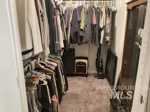 901 E Main St, Kendrick, Idaho 83537, 5 Bedrooms, 3.5 Bathrooms, Residential For Sale, Price $489,000, 98977407