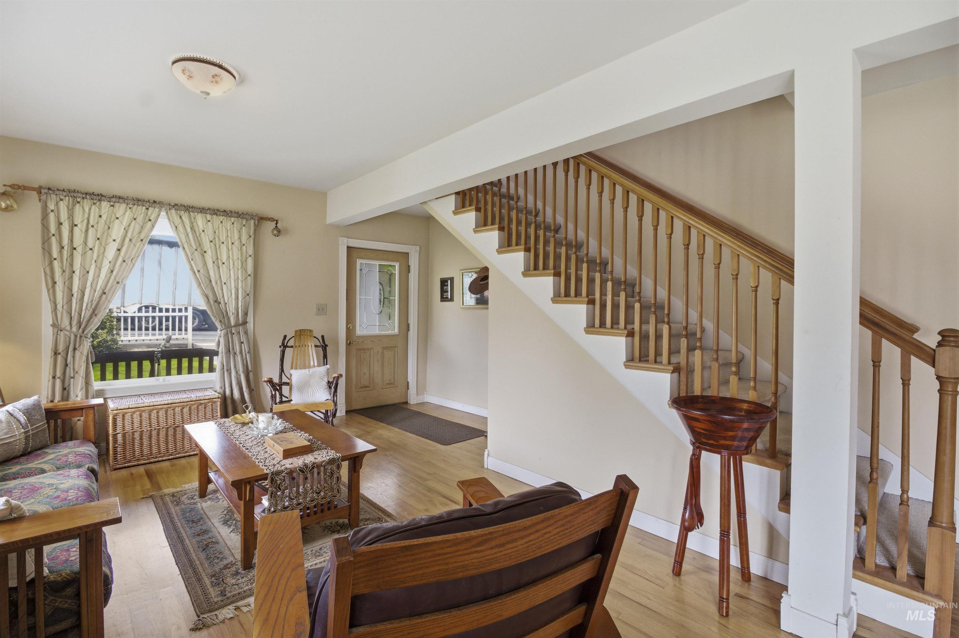 901 E Main St, Kendrick, Idaho 83537, 5 Bedrooms, 3.5 Bathrooms, Residential For Sale, Price $479,000, 98977407