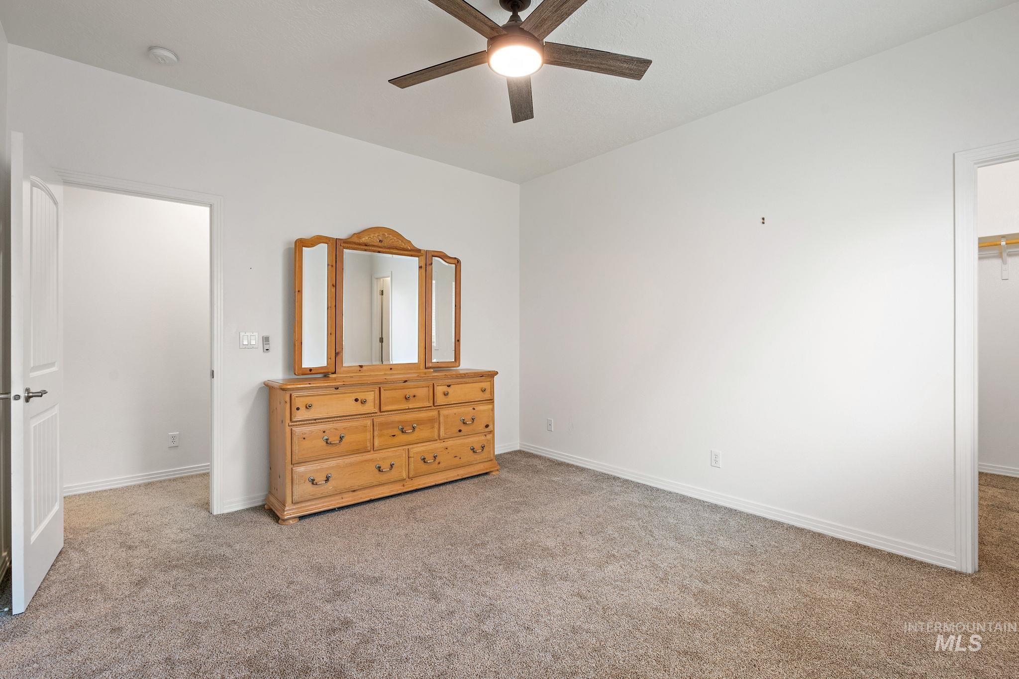 2205 N Aaronmink Way, Meridian, Idaho 83646, 3 Bedrooms, 2 Bathrooms, Residential For Sale, Price $619,000, 98977408