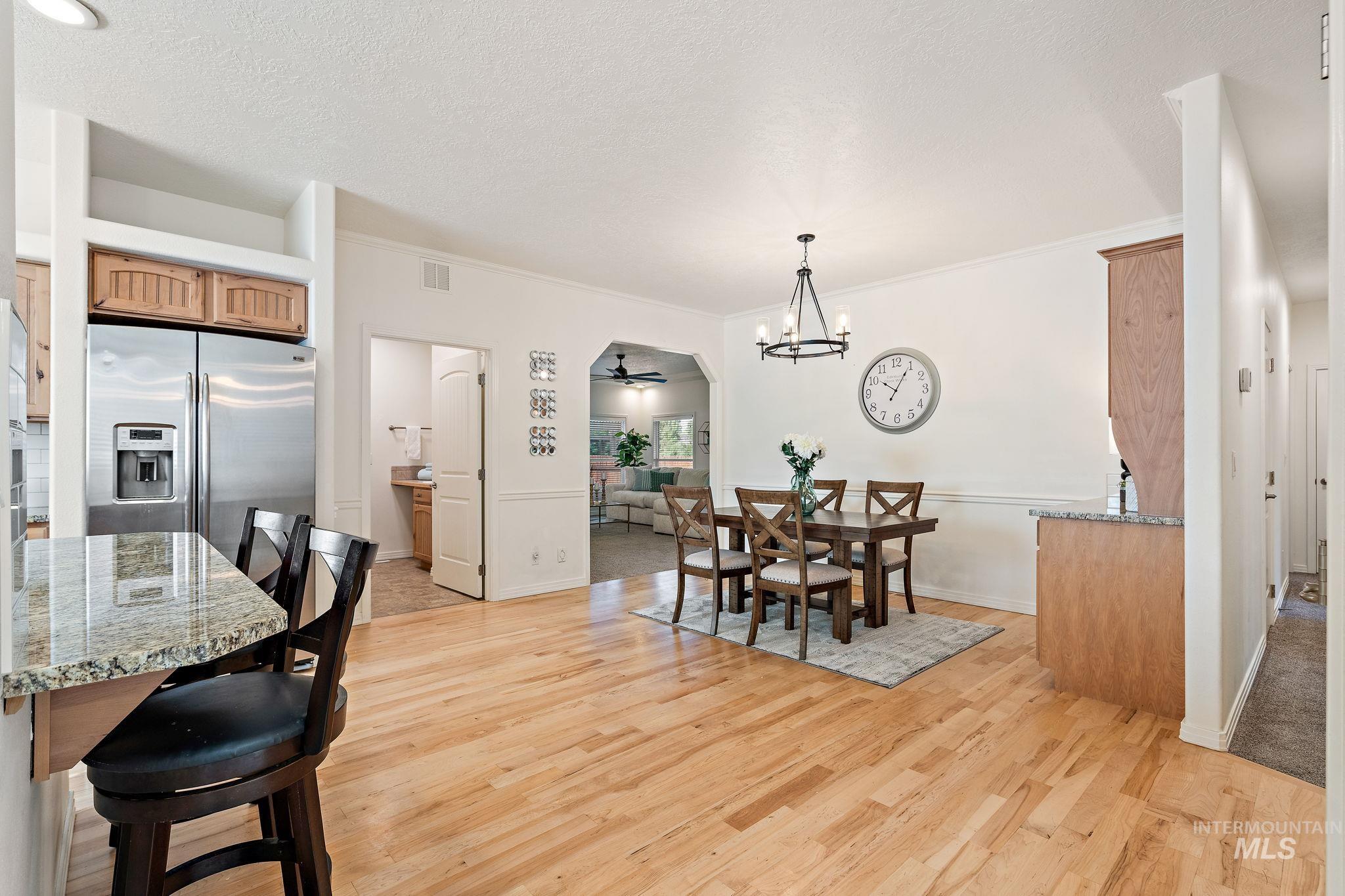 2205 N Aaronmink Way, Meridian, Idaho 83646, 3 Bedrooms, 2 Bathrooms, Residential For Sale, Price $619,000, 98977408