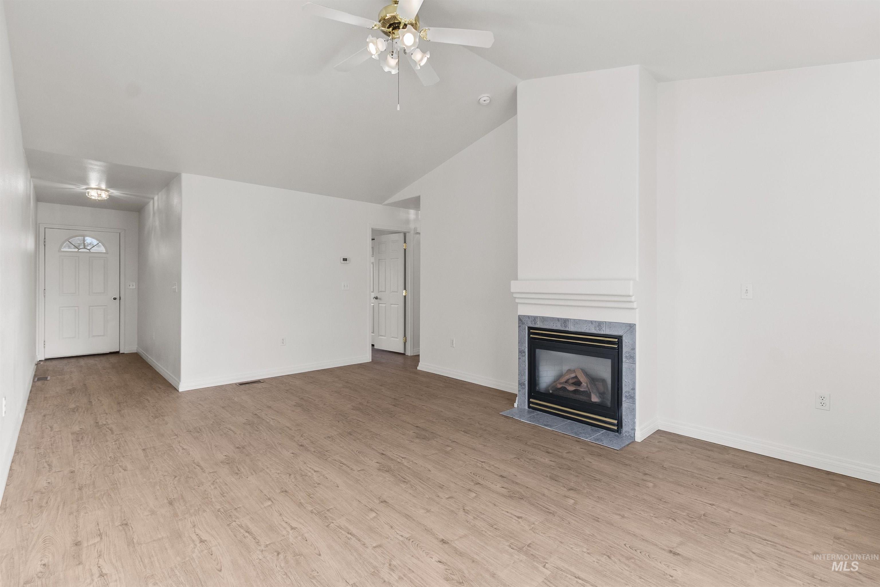 1707 E 6th St., Moscow, Idaho 83843, 3 Bedrooms, 2 Bathrooms, Residential For Sale, Price $459,000,MLS 98977409