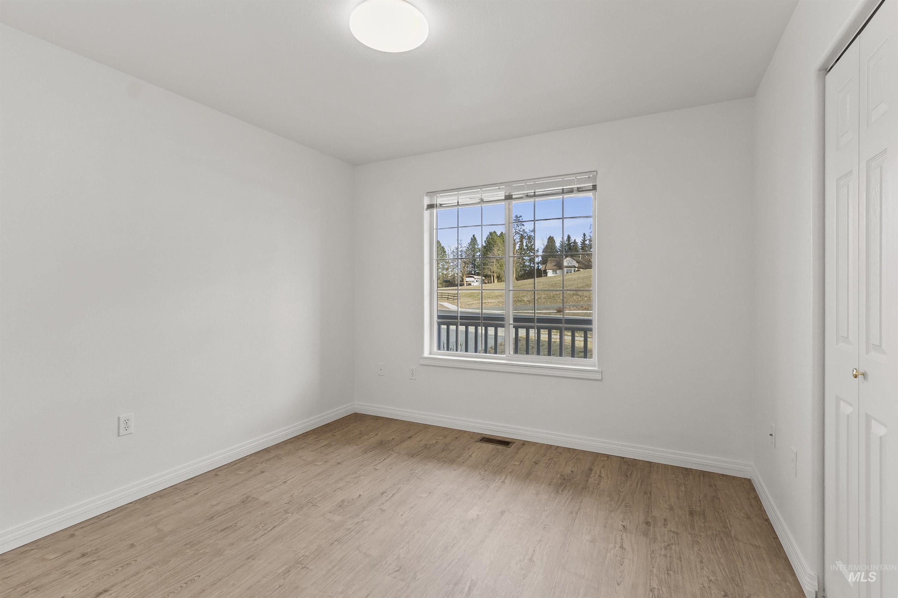 1707 E 6th St., Moscow, Idaho 83843, 3 Bedrooms, 2 Bathrooms, Residential For Sale, Price $459,000,MLS 98977409