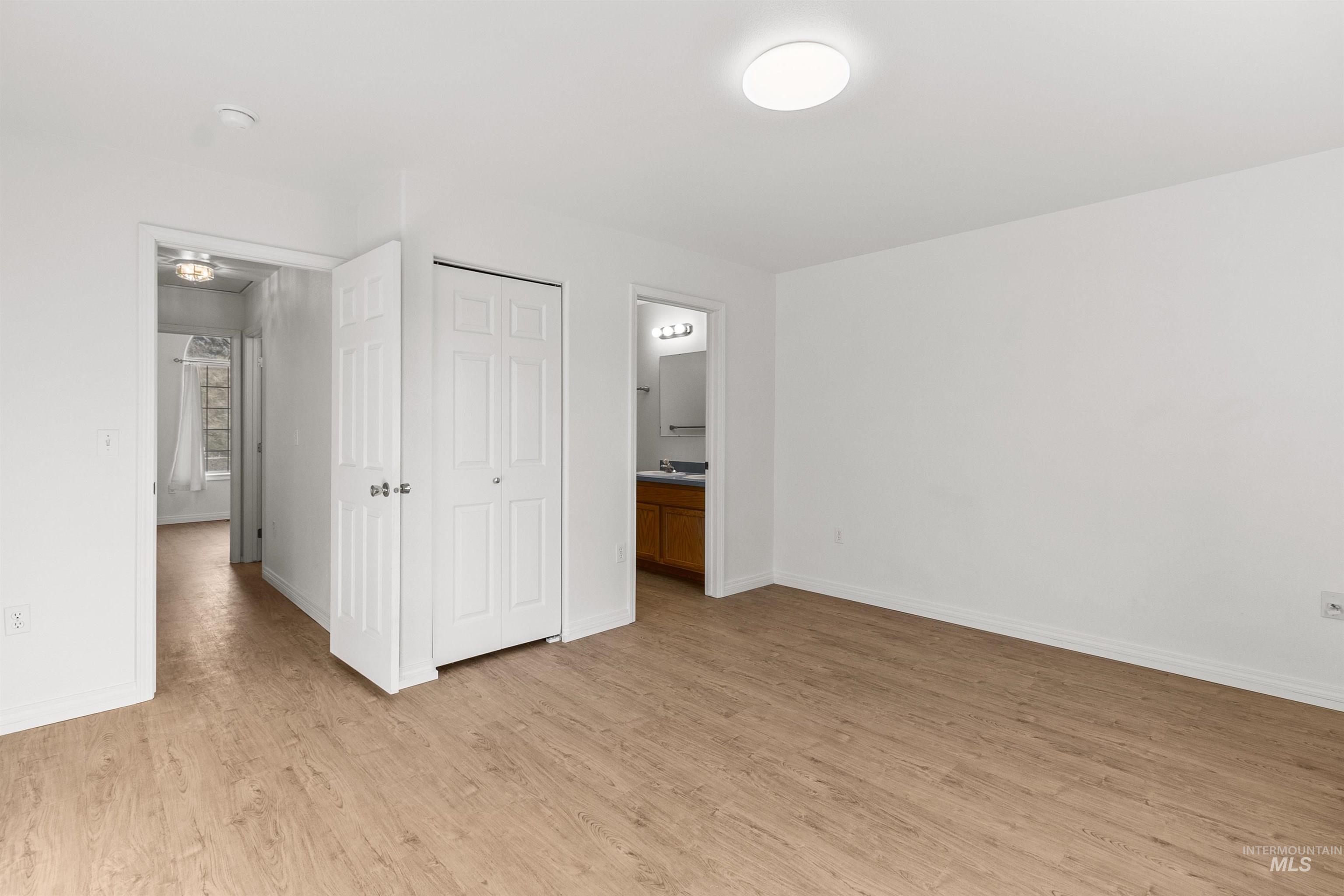 1707 E 6th St., Moscow, Idaho 83843, 3 Bedrooms, 2 Bathrooms, Residential For Sale, Price $459,000,MLS 98977409