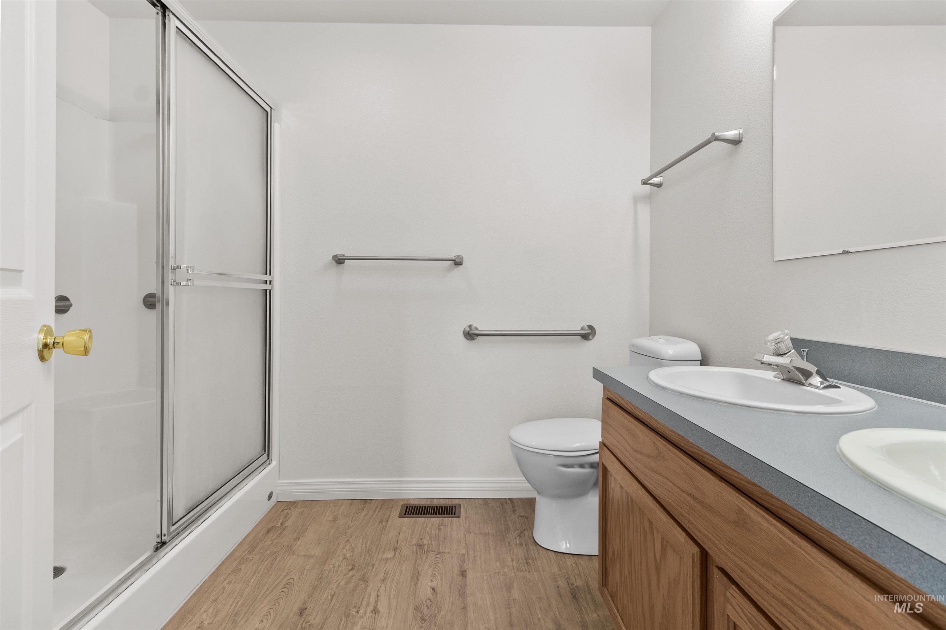 1707 E 6th St., Moscow, Idaho 83843, 3 Bedrooms, 2 Bathrooms, Residential For Sale, Price $459,000,MLS 98977409