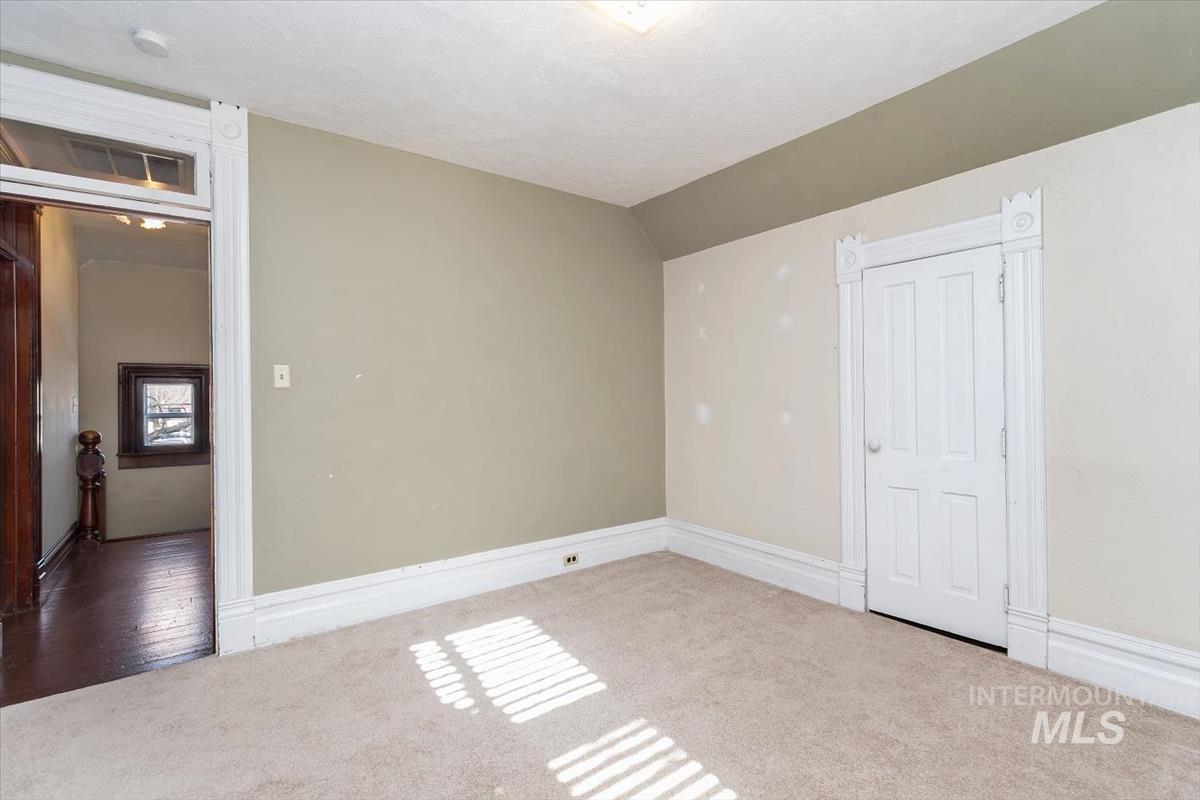 518 N 13th St, Boise, Idaho 83702, 3 Bedrooms, 2 Bathrooms, Residential For Sale, Price $695,700,MLS 98977410