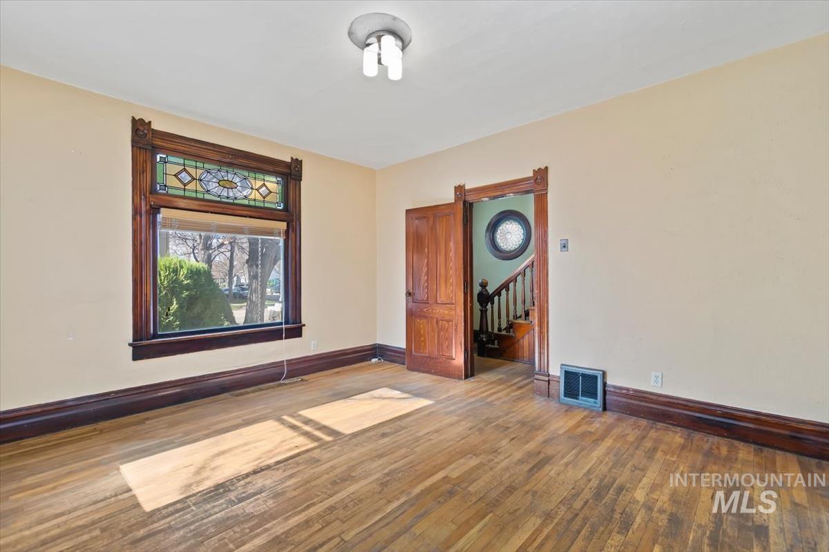 518 N 13th St, Boise, Idaho 83702, 3 Bedrooms, 2 Bathrooms, Residential For Sale, Price $695,700,MLS 98977410