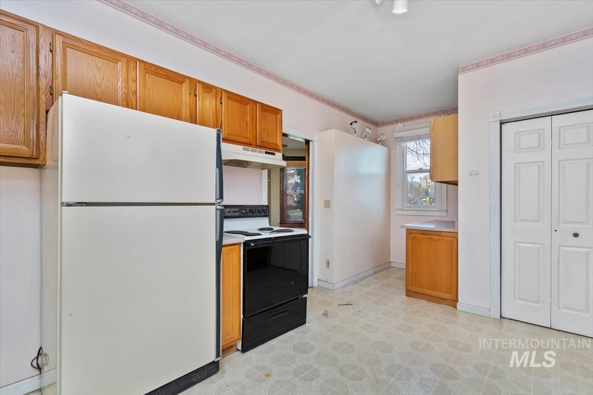 518 N 13th St, Boise, Idaho 83702, 3 Bedrooms, 2 Bathrooms, Residential For Sale, Price $695,700,MLS 98977410