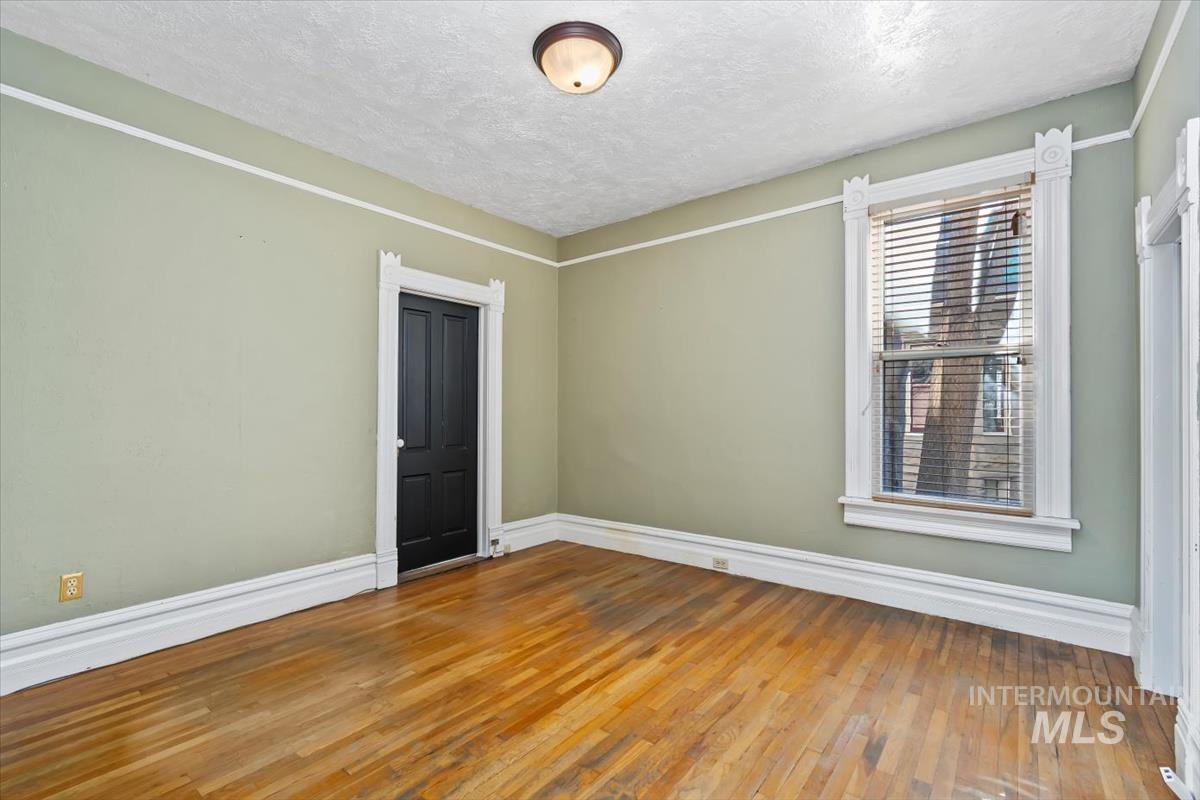 518 N 13th St, Boise, Idaho 83702, 3 Bedrooms, 2 Bathrooms, Residential Income For Sale, Price $695,700, 98977411