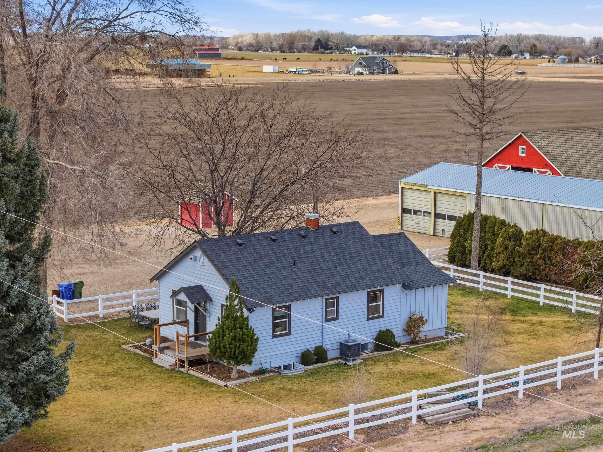 9762 Deer Flat Rd, Nampa, Idaho 83686, 4 Bedrooms, 2 Bathrooms, Residential For Sale, Price $850,000,MLS 98977414