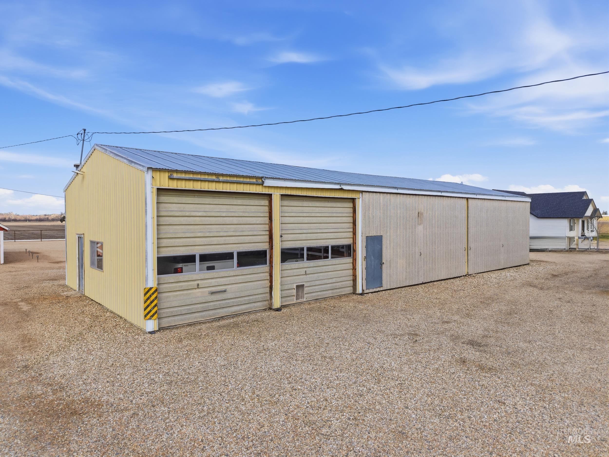 9762 Deer Flat Rd, Nampa, Idaho 83686, 4 Bedrooms, 2 Bathrooms, Residential For Sale, Price $709,000,MLS 98977414