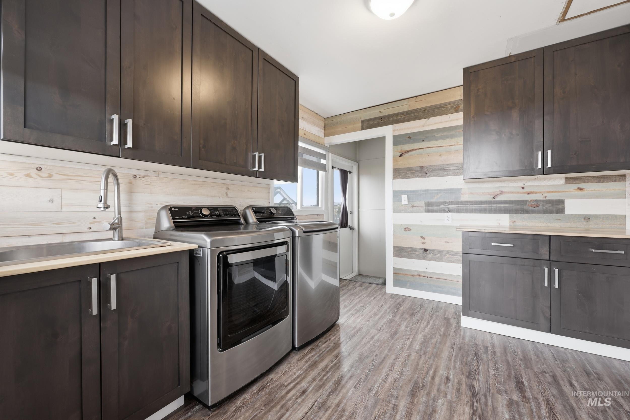 9762 Deer Flat Rd, Nampa, Idaho 83686, 4 Bedrooms, 2 Bathrooms, Residential For Sale, Price $850,000,MLS 98977414