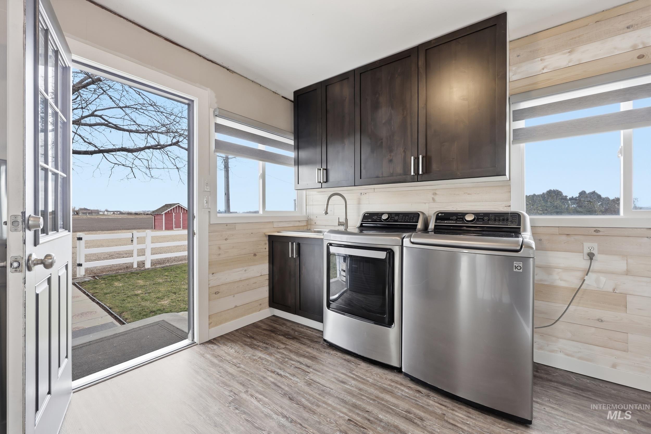9762 Deer Flat Rd, Nampa, Idaho 83686, 4 Bedrooms, 2 Bathrooms, Residential For Sale, Price $709,000,MLS 98977414