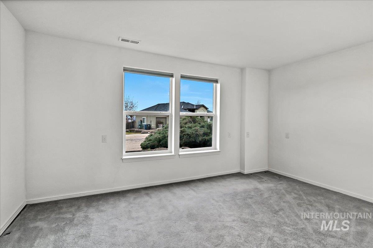 4266 N La Fontana Way, Boise, Idaho 83702, 2 Bedrooms, 2.5 Bathrooms, Residential For Sale, Price $825,000,MLS 98977416