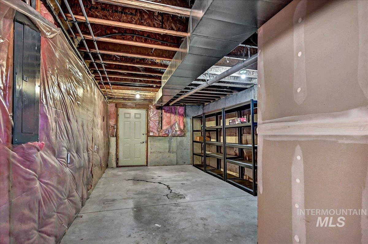 4266 N La Fontana Way, Boise, Idaho 83702, 2 Bedrooms, 2.5 Bathrooms, Residential For Sale, Price $785,000,MLS 98977416