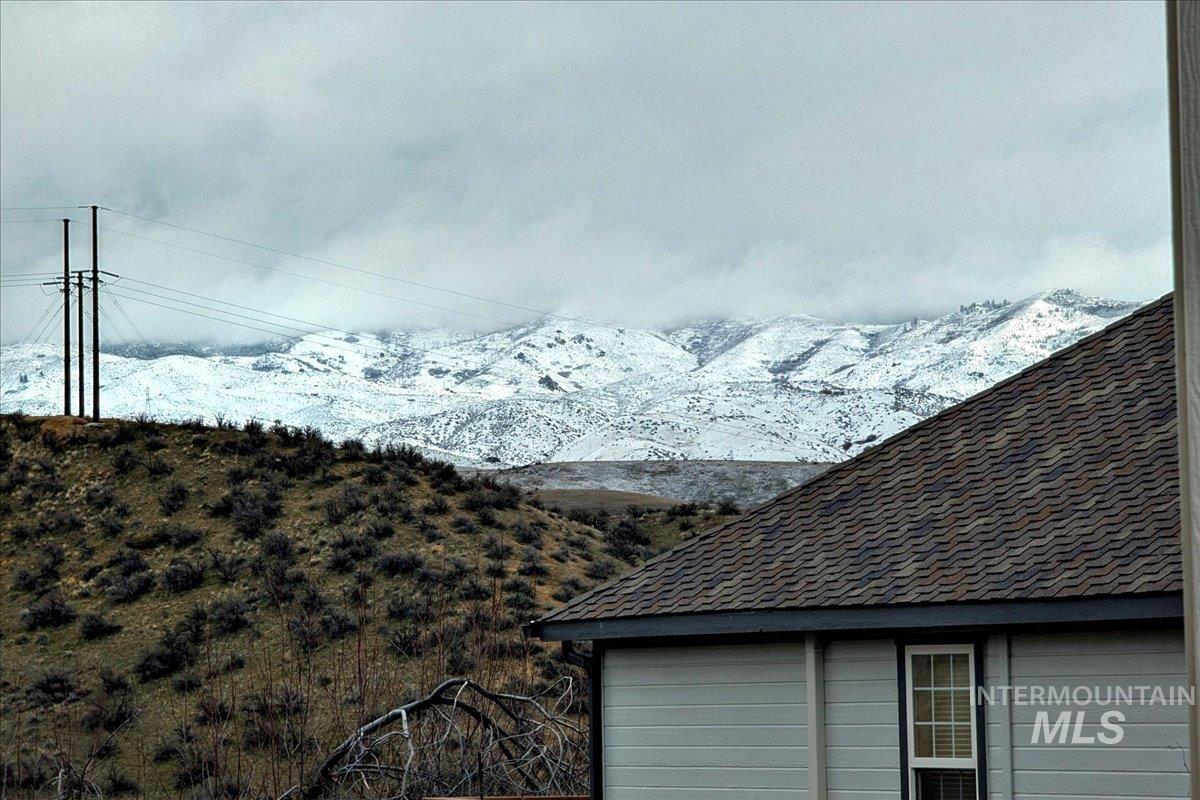 4266 N La Fontana Way, Boise, Idaho 83702, 2 Bedrooms, 2.5 Bathrooms, Residential For Sale, Price $785,000,MLS 98977416