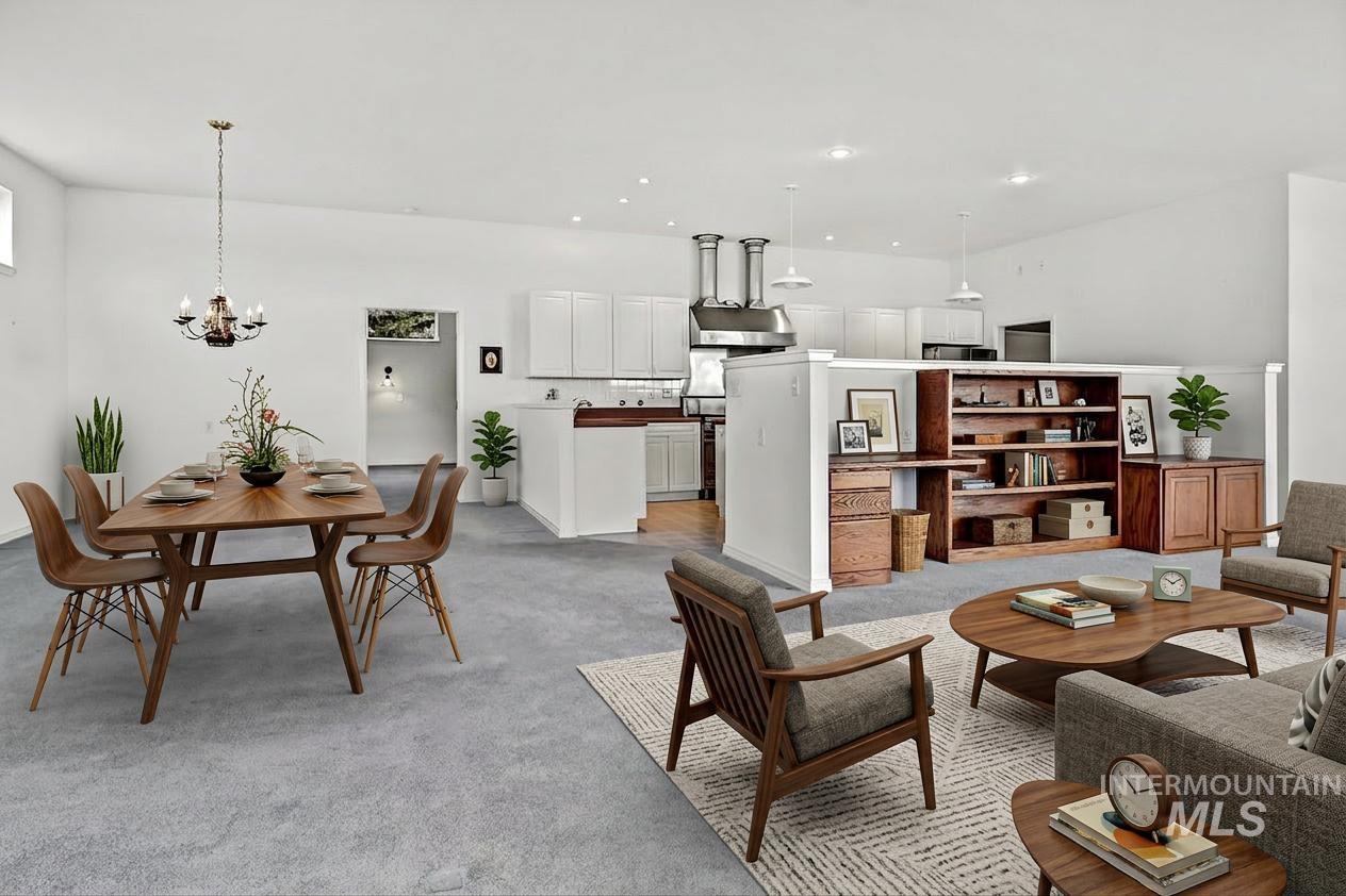 4266 N La Fontana Way, Boise, Idaho 83702, 2 Bedrooms, 2.5 Bathrooms, Residential For Sale, Price $825,000,MLS 98977416