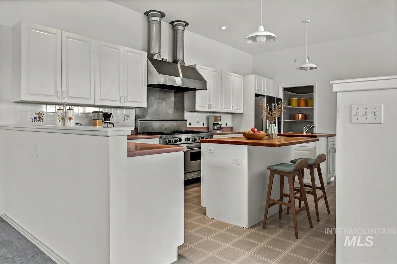 4266 N La Fontana Way, Boise, Idaho 83702, 2 Bedrooms, 2.5 Bathrooms, Residential For Sale, Price $825,000,MLS 98977416