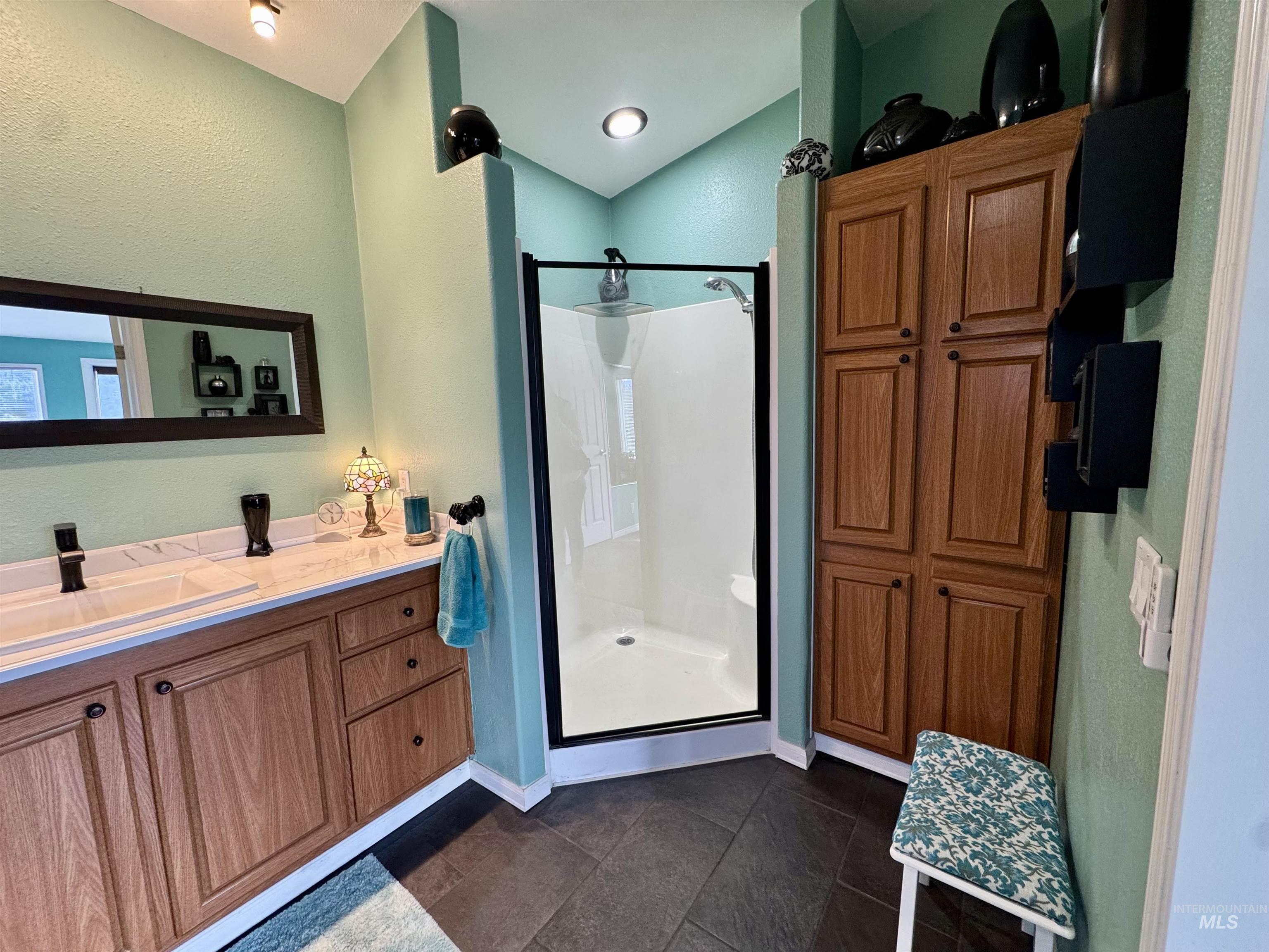 1320 Whitetail Dr, Ahsahka, Idaho 83520, 3 Bedrooms, 2 Bathrooms, Residential For Sale, Price $459,900, 98977418