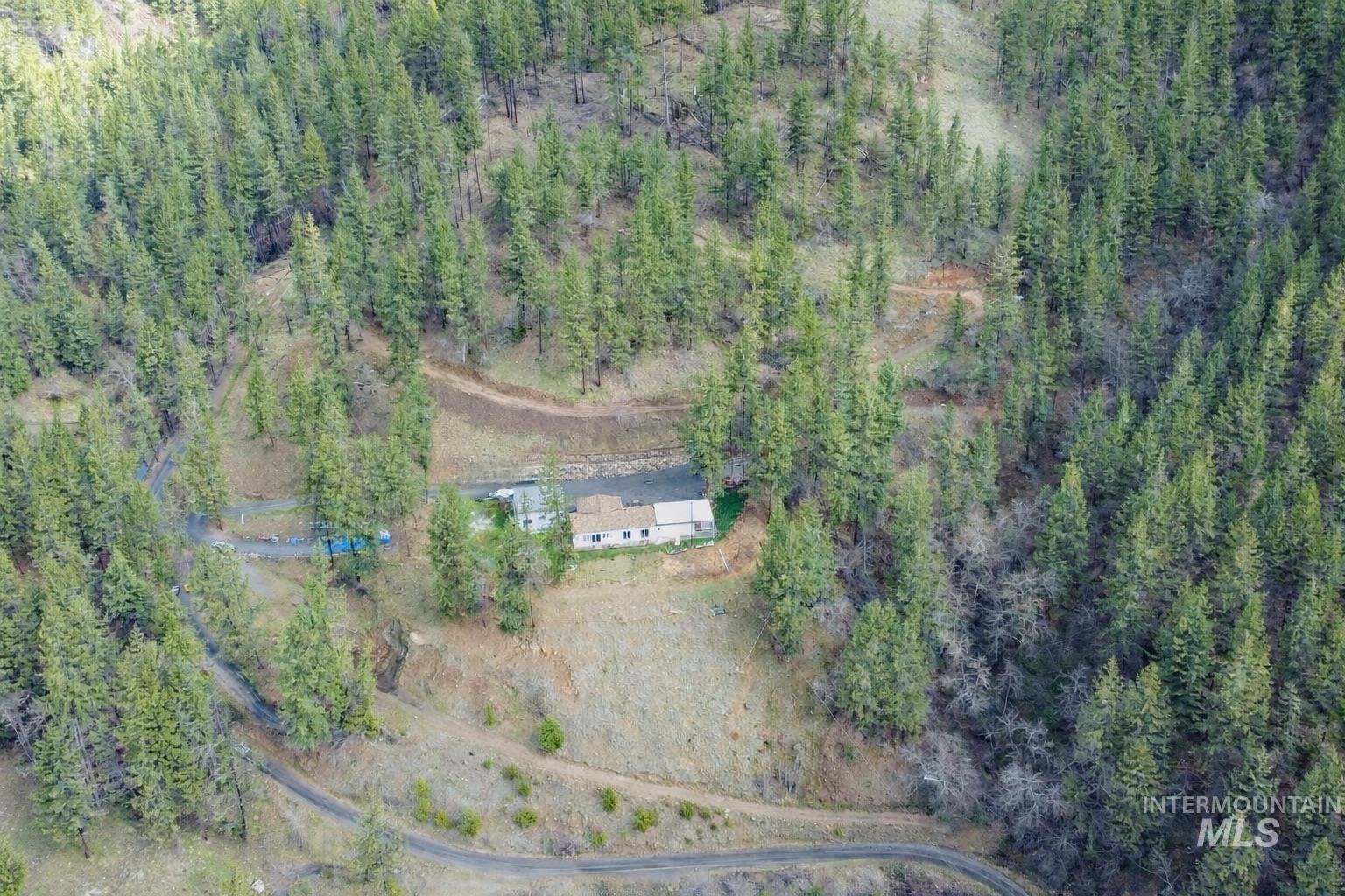 1320 Whitetail Dr, Ahsahka, Idaho 83520, 3 Bedrooms, 2 Bathrooms, Residential For Sale, Price $459,900, 98977418
