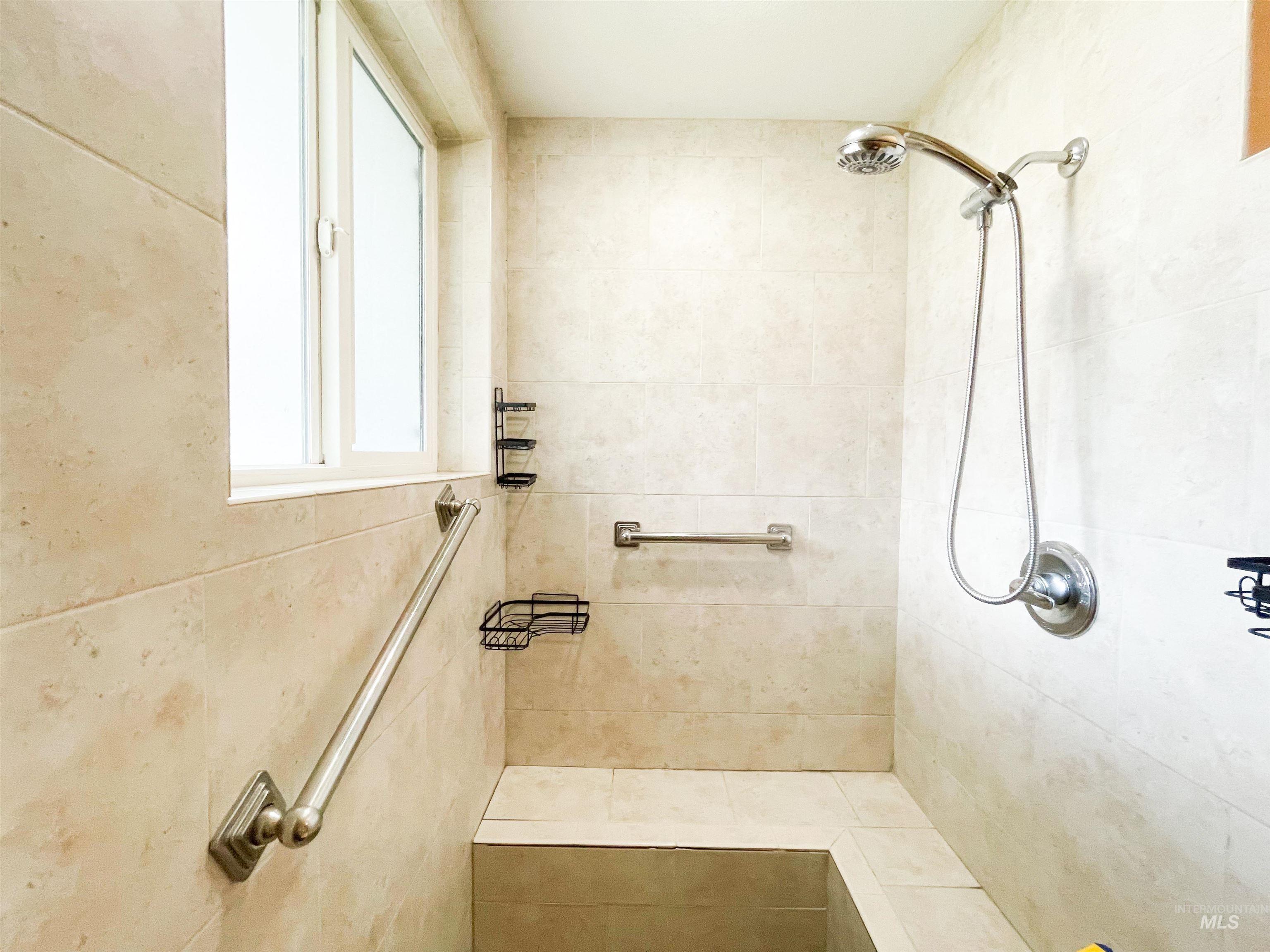 1805 Michigan Ave, Orofino, Idaho 83544, 1 Bedroom, 1.5 Bathrooms, Residential For Sale, Price $279,000, 98977420