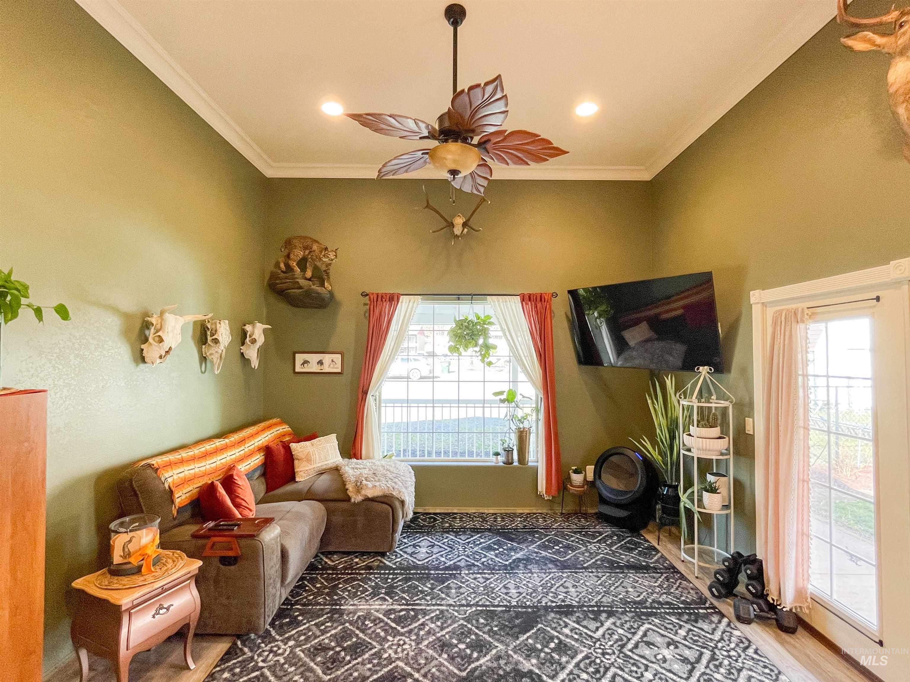 1805 Michigan Ave, Orofino, Idaho 83544, 1 Bedroom, 1.5 Bathrooms, Residential For Sale, Price $279,000, 98977420