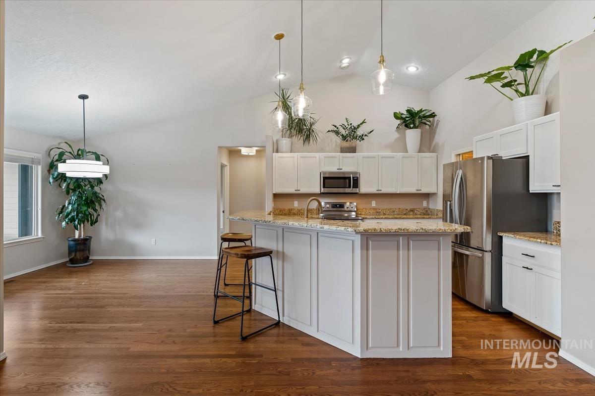 2415 S Georgetown Way, Boise, Idaho 83709, 3 Bedrooms, 2 Bathrooms, Residential For Sale, Price $589,500,MLS 98977422