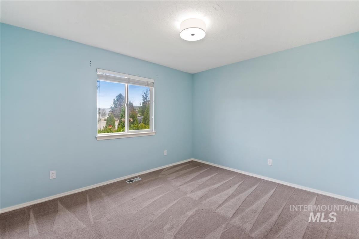 2415 S Georgetown Way, Boise, Idaho 83709, 3 Bedrooms, 2 Bathrooms, Residential For Sale, Price $589,500,MLS 98977422