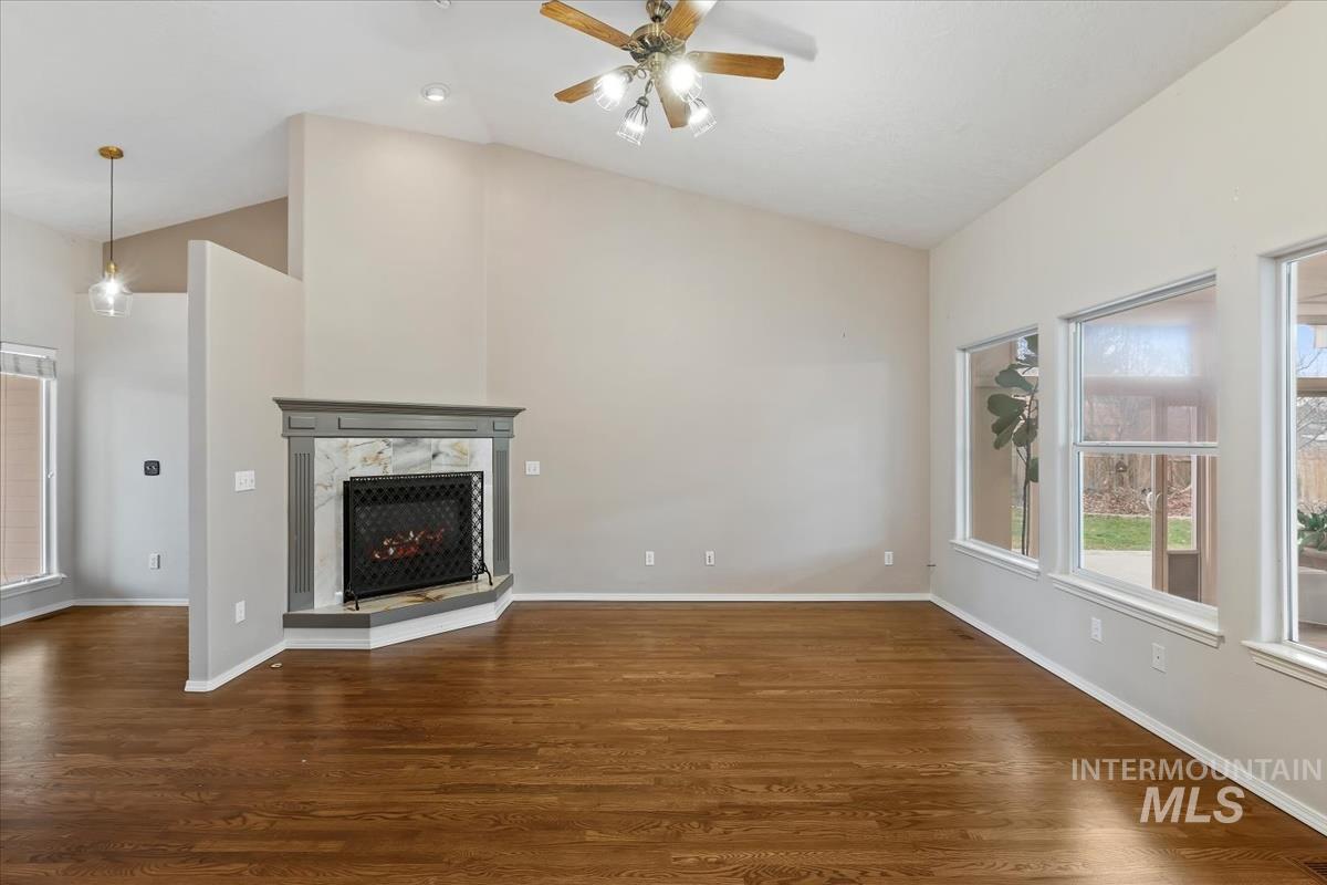 2415 S Georgetown Way, Boise, Idaho 83709, 3 Bedrooms, 2 Bathrooms, Residential For Sale, Price $589,500,MLS 98977422